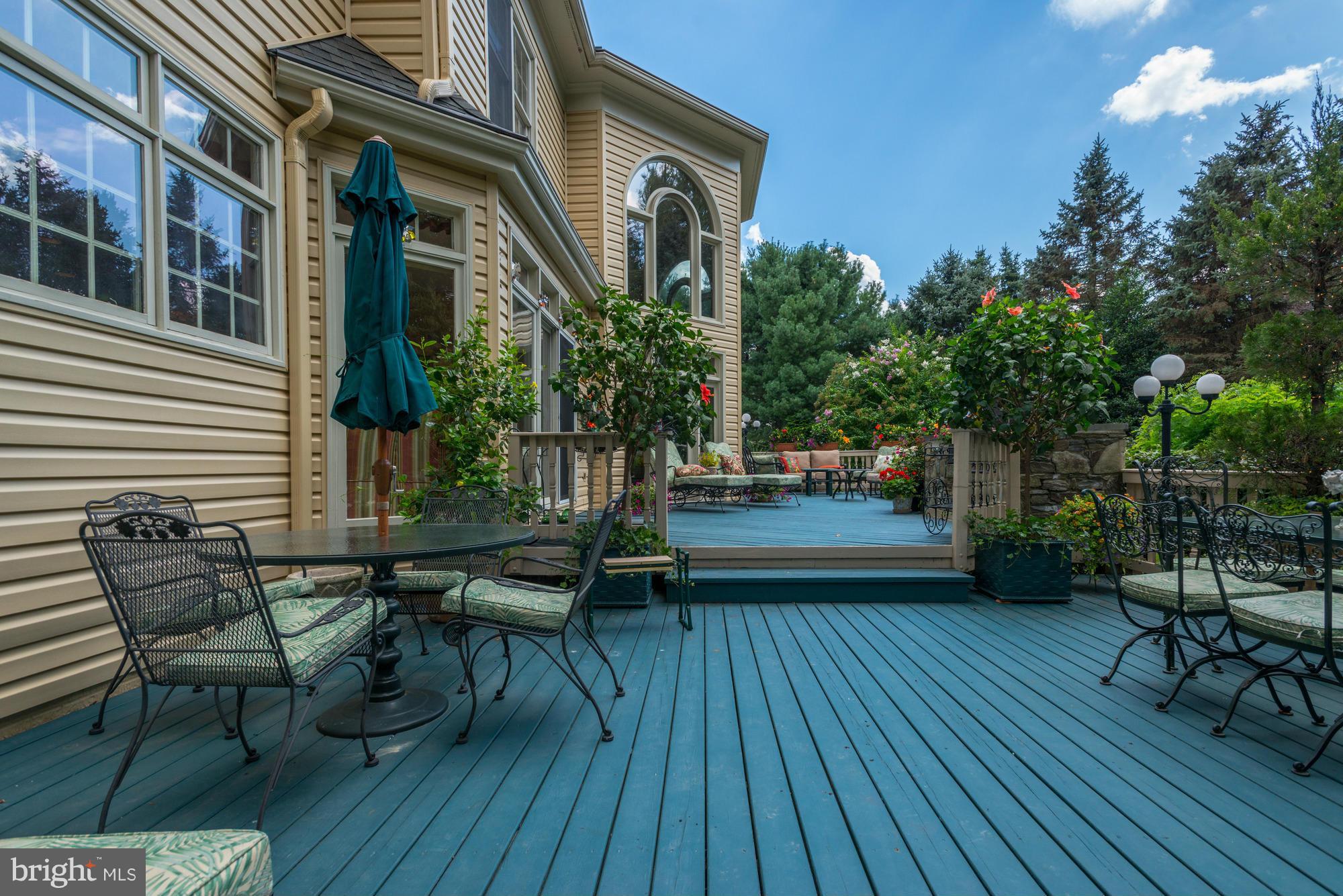 BROWNS LANDING - Residential