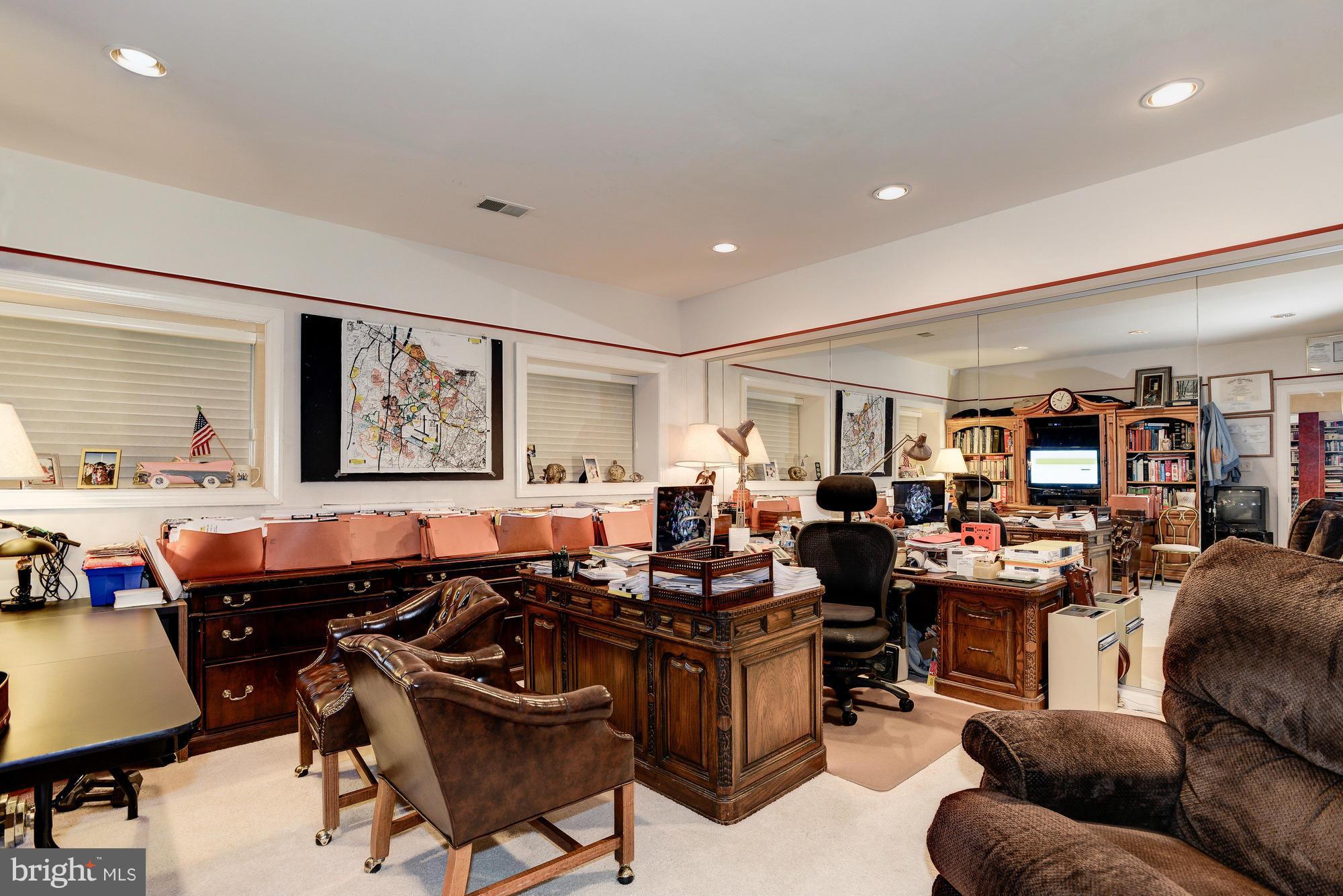 BROWNS LANDING - Residential