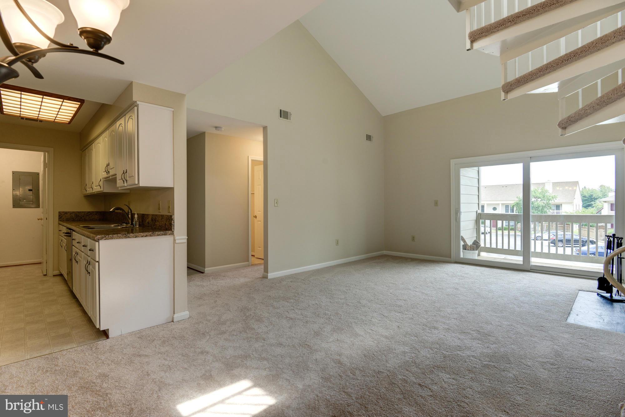 ESSEX HOUSE - Residential