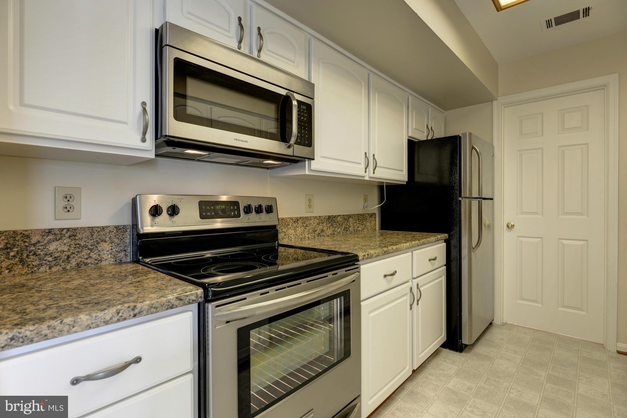 ESSEX HOUSE - Residential