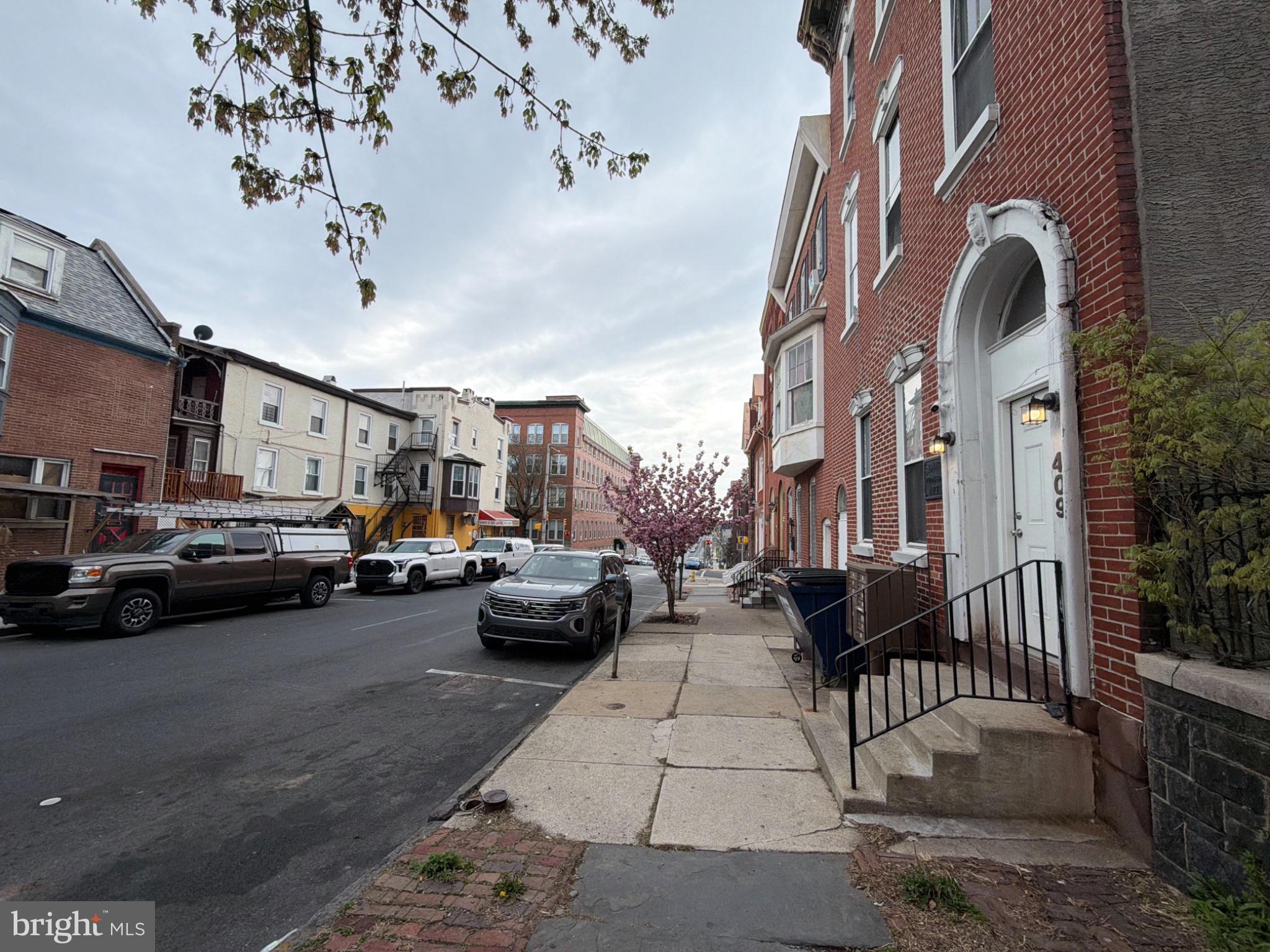 409 WALNUT STREET