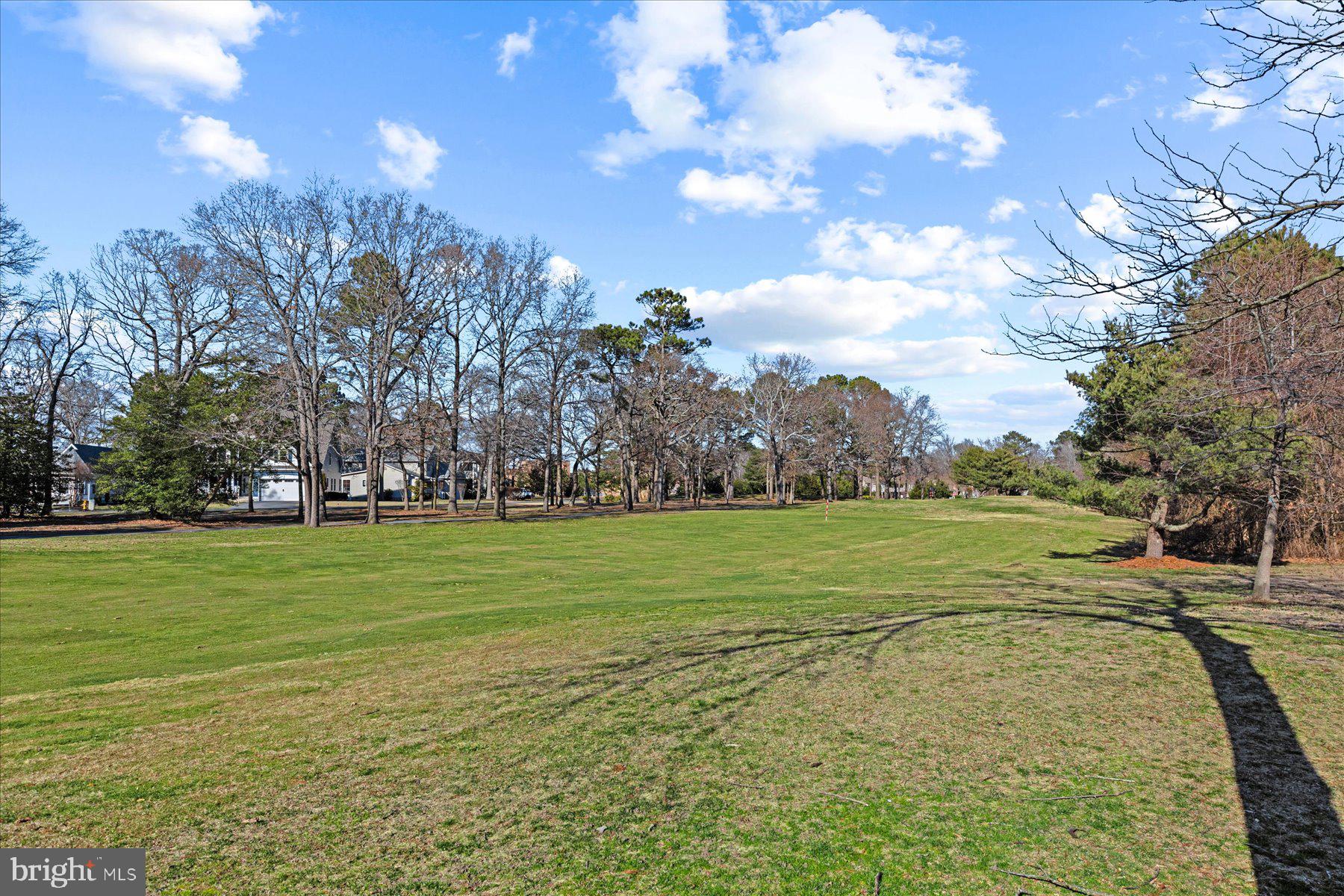SALT POND - Residential