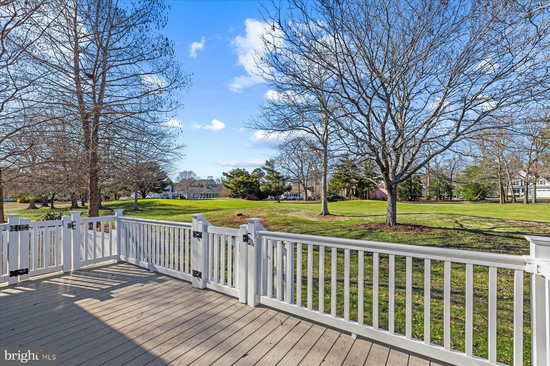 SALT POND - Residential