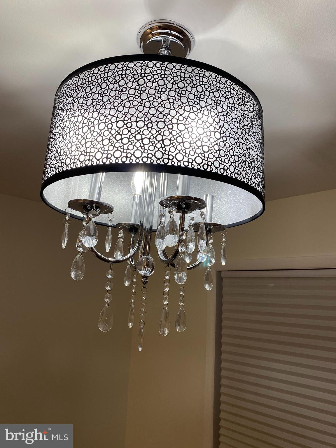 GEORGE MASON VILLAGE - Residential