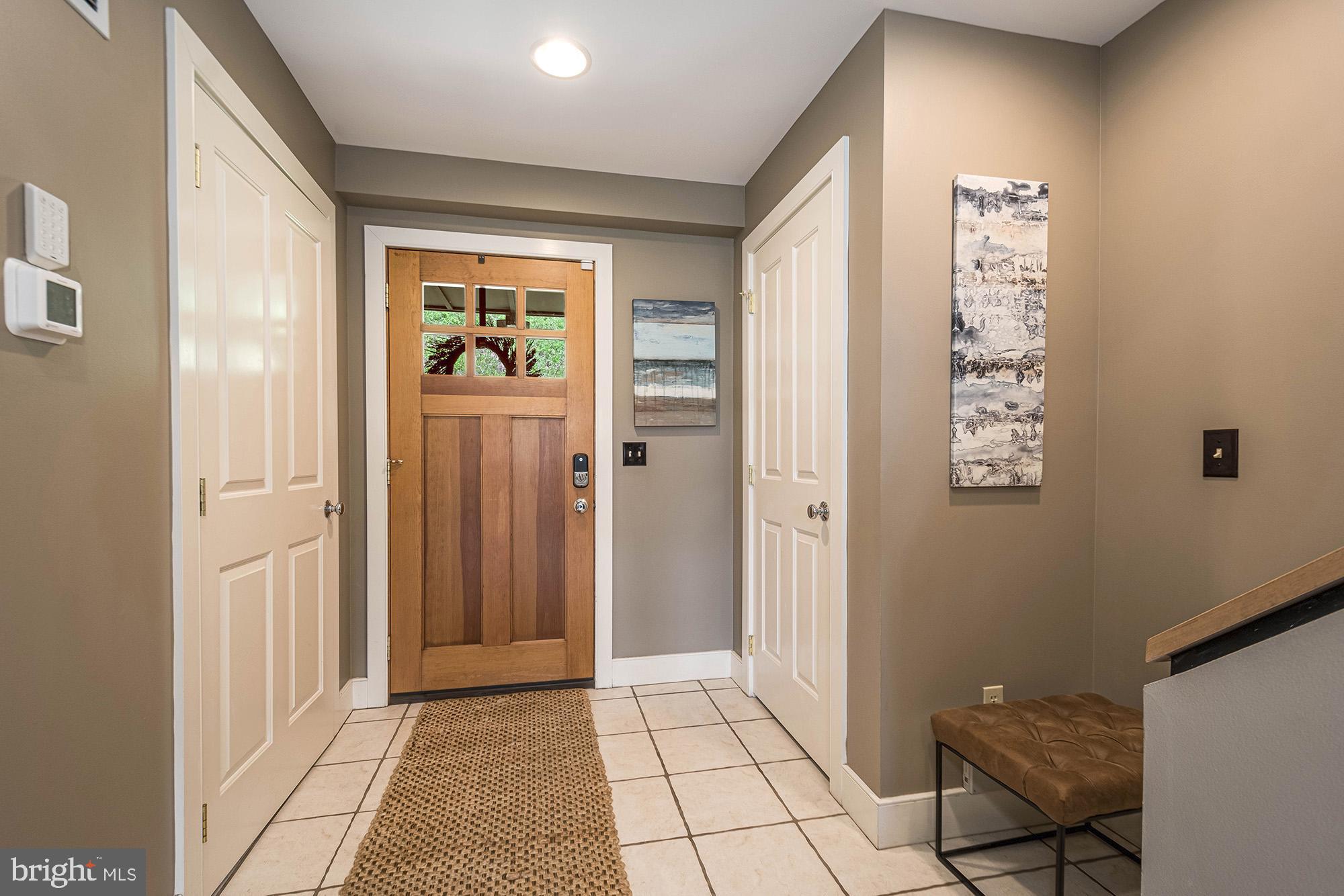 SUNDOWN CHASE - Residential