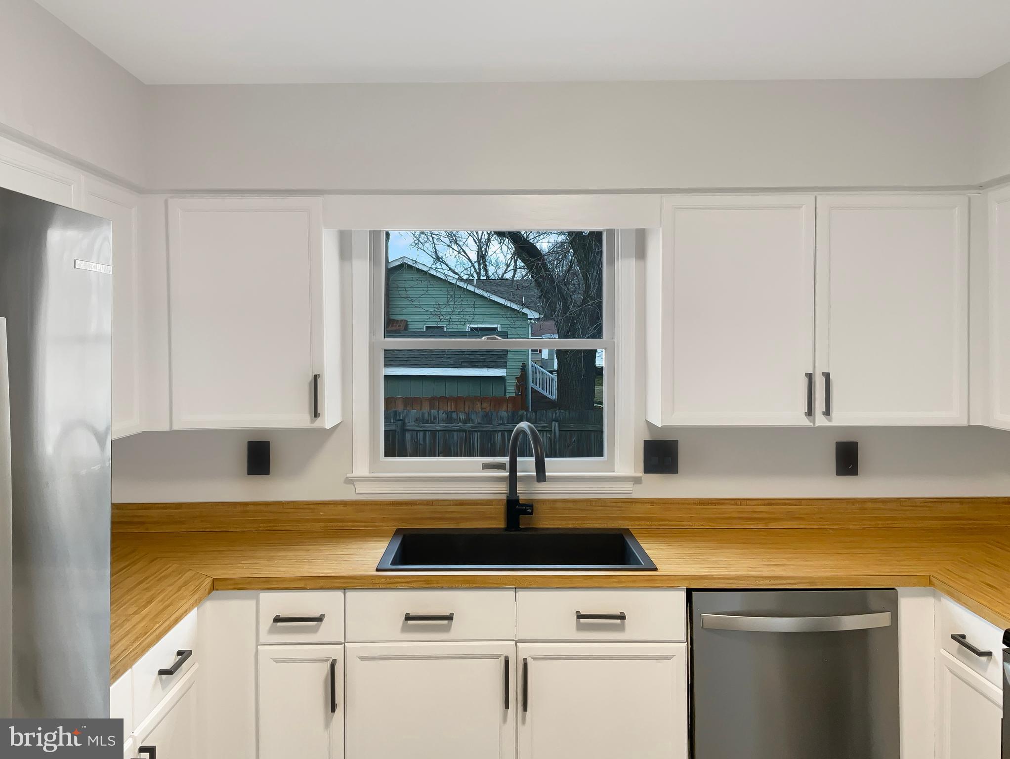 MEADOWBROOK - Residential