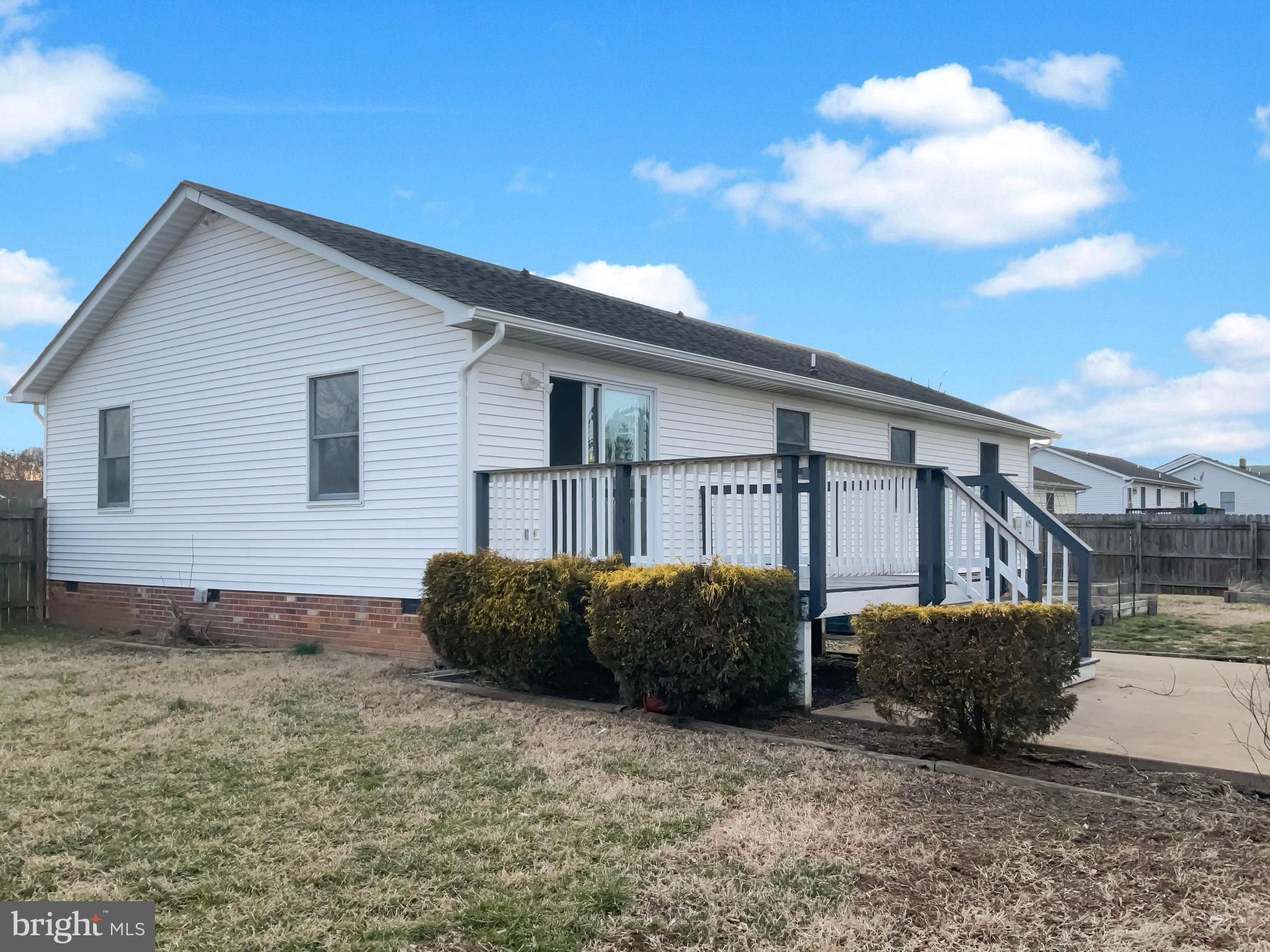 MEADOWBROOK - Residential