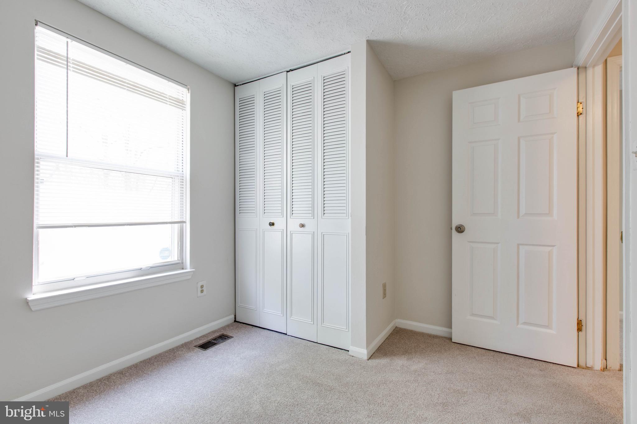 SILVER SPRING CNTRY CLUB - Residential