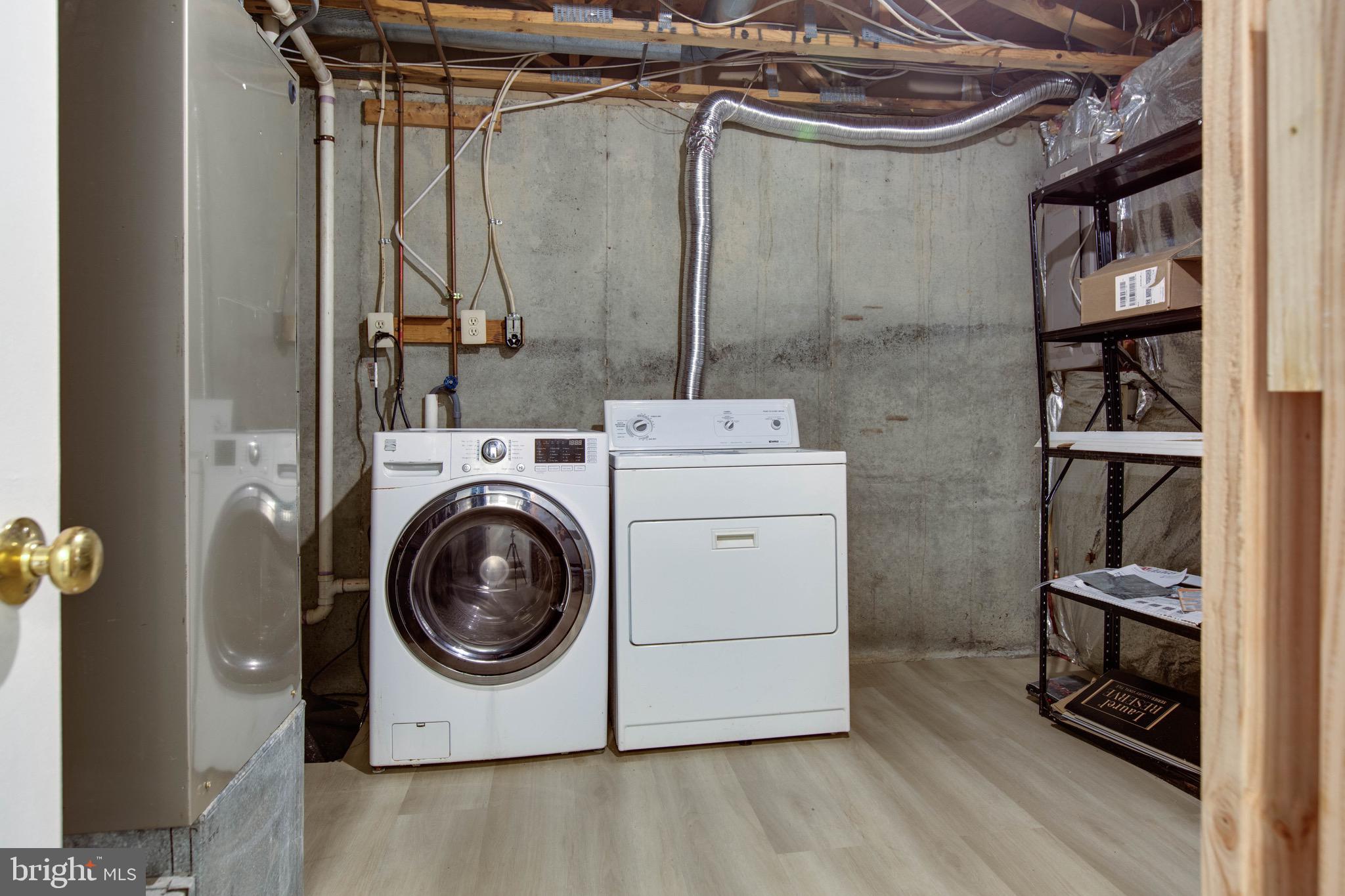 SILVER SPRING CNTRY CLUB - Residential