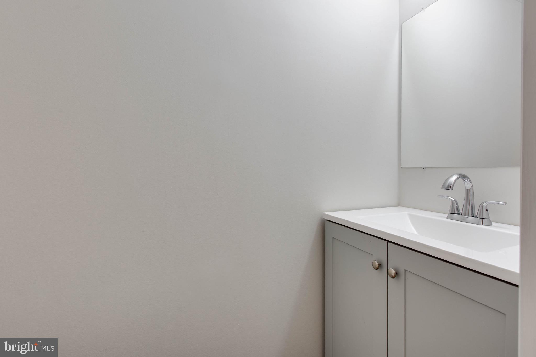 SILVER SPRING CNTRY CLUB - Residential