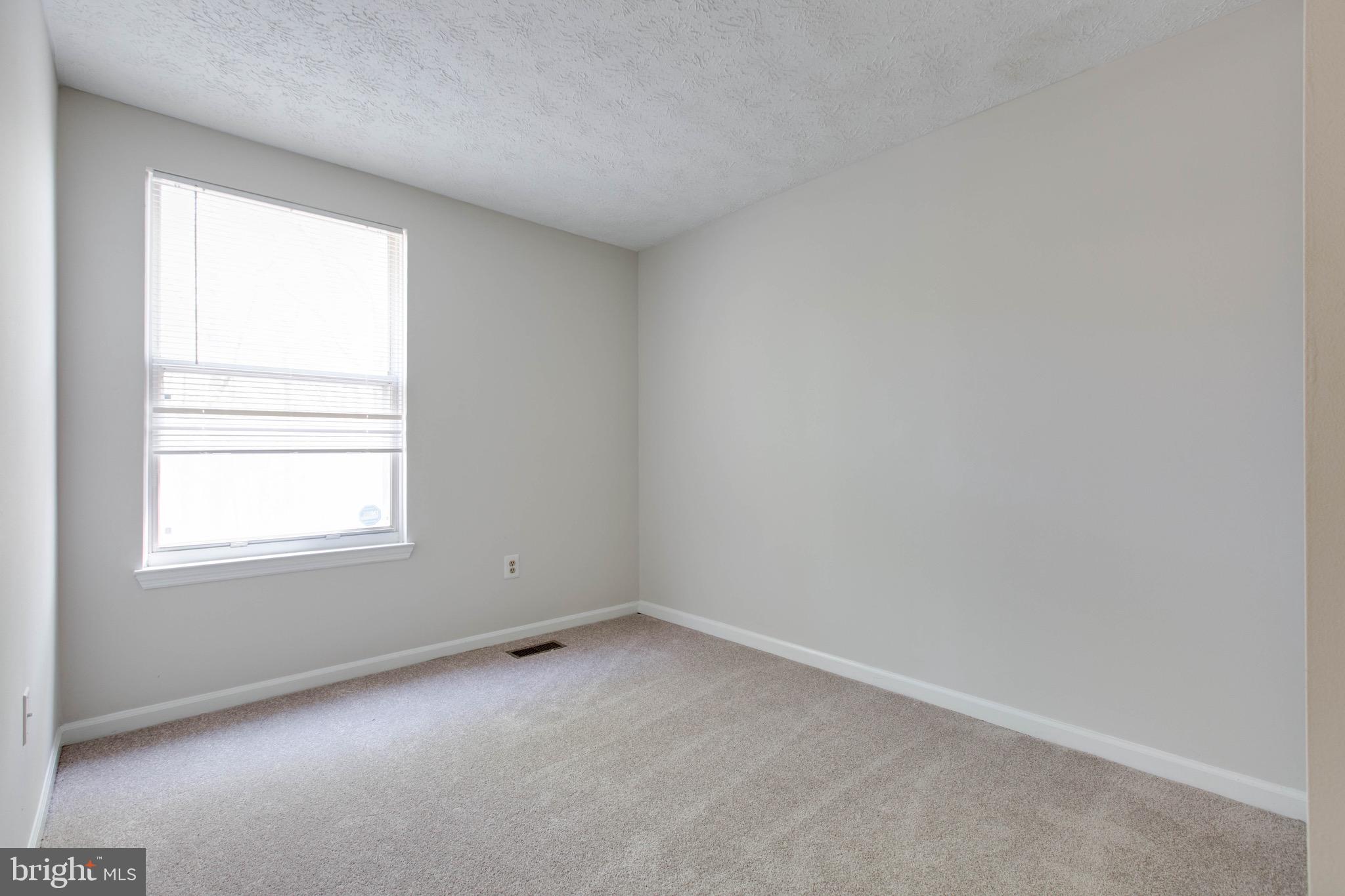 SILVER SPRING CNTRY CLUB - Residential