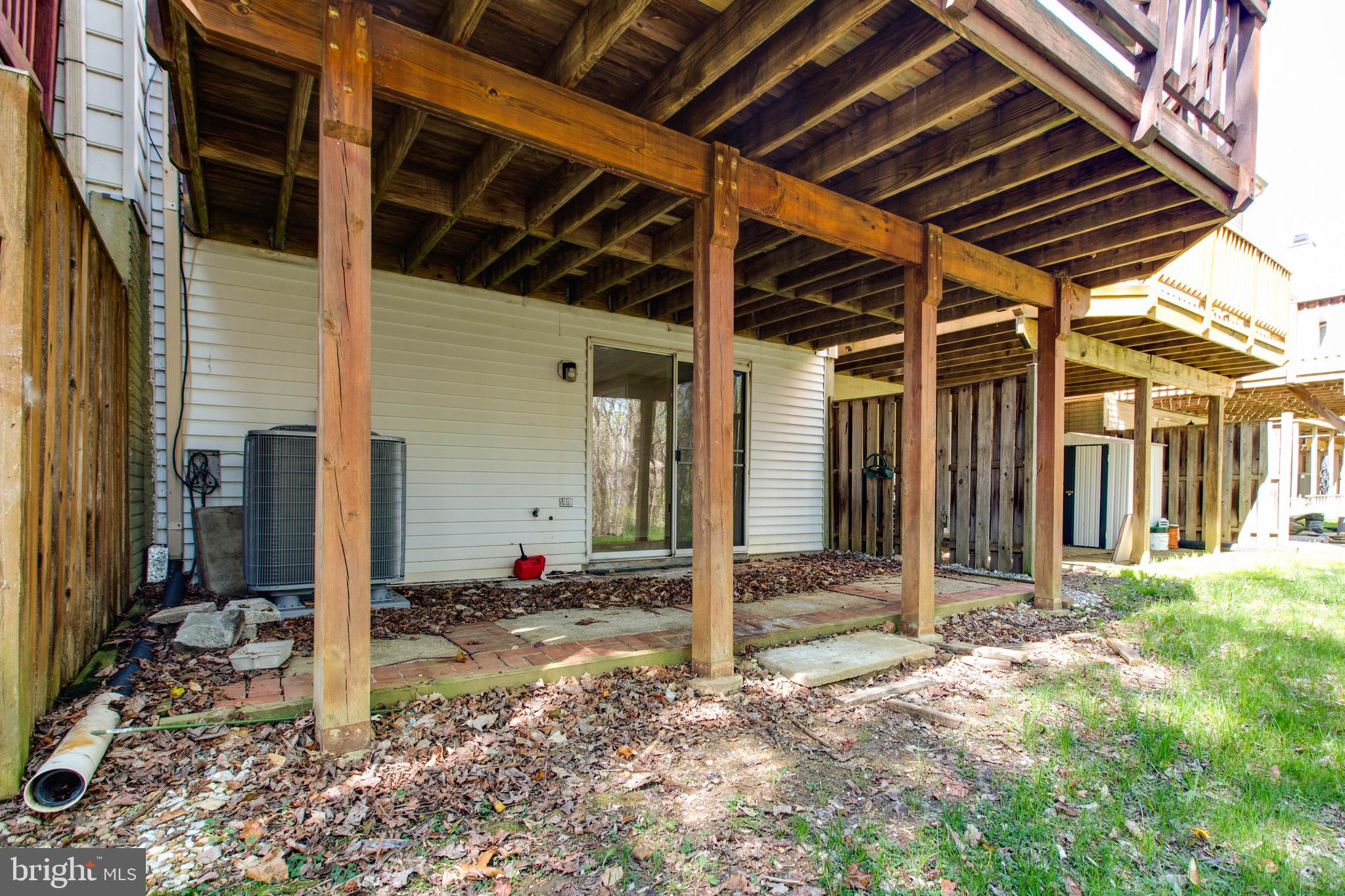 SILVER SPRING CNTRY CLUB - Residential