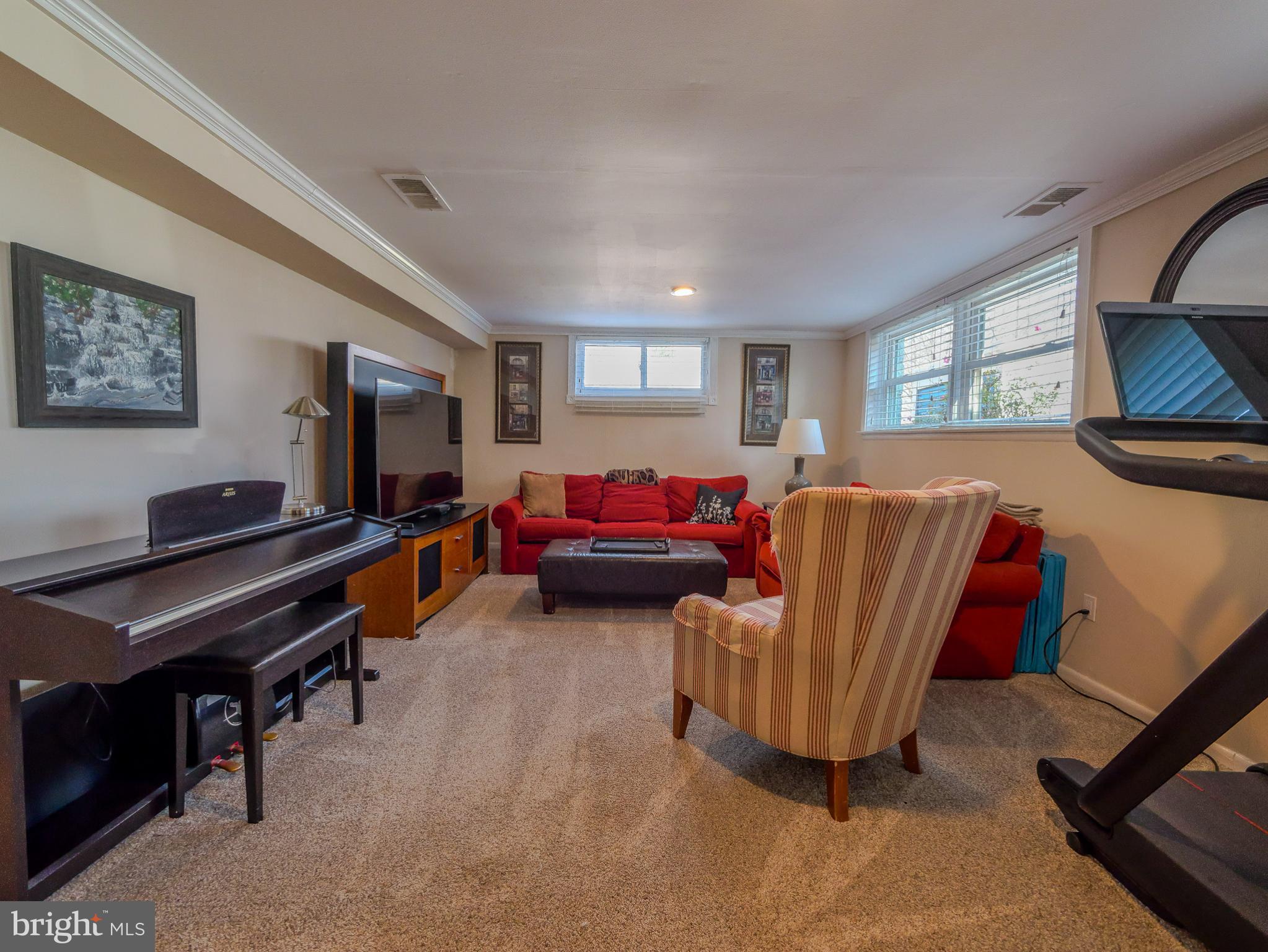 LAWRENCE PARK - Residential