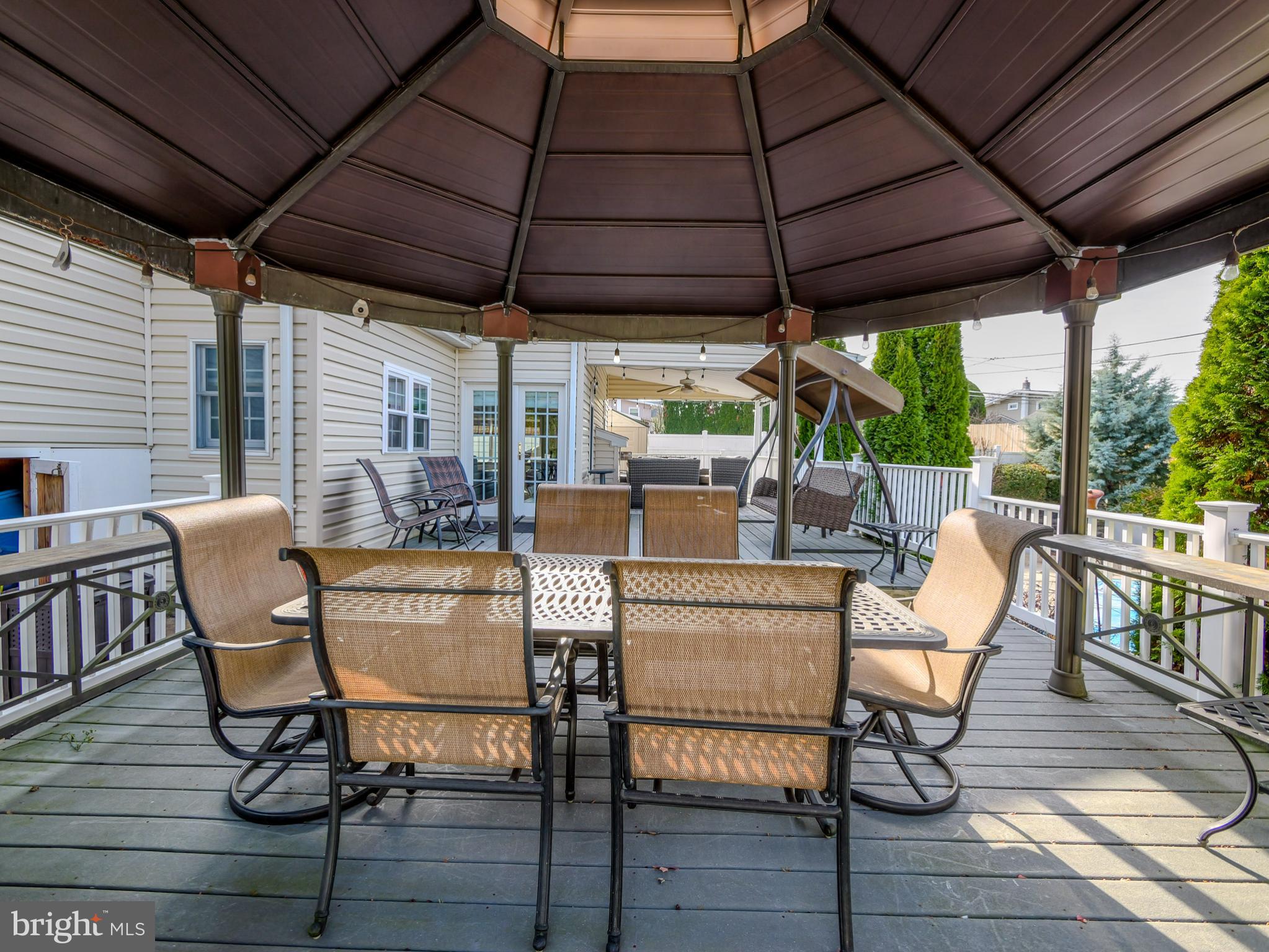 LAWRENCE PARK - Residential