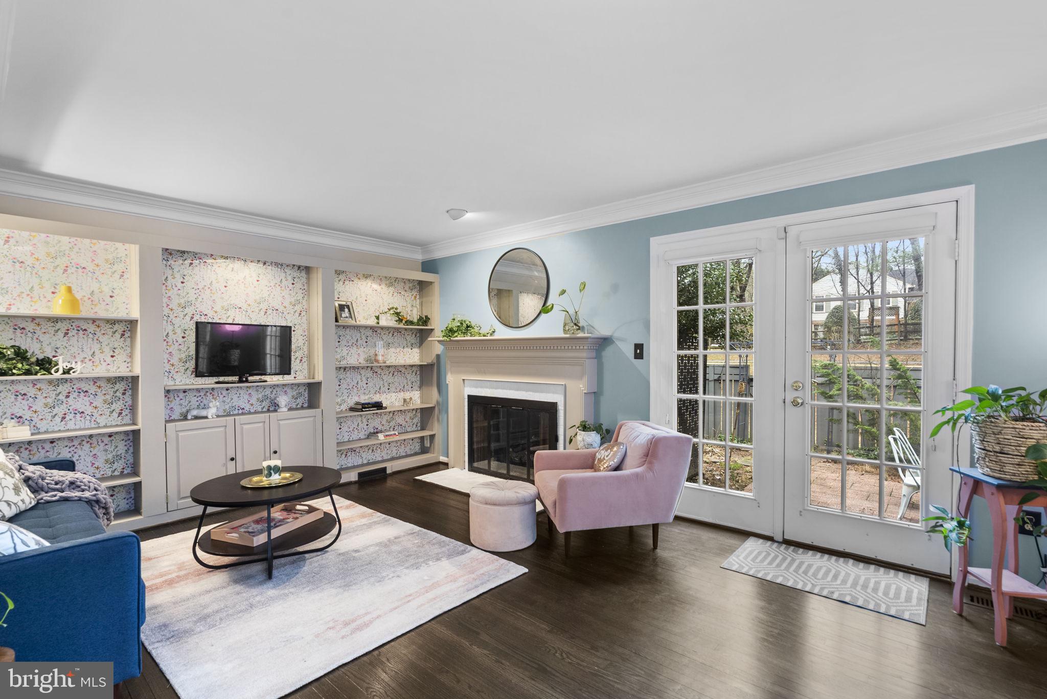 HIGHLAND HALL - Residential