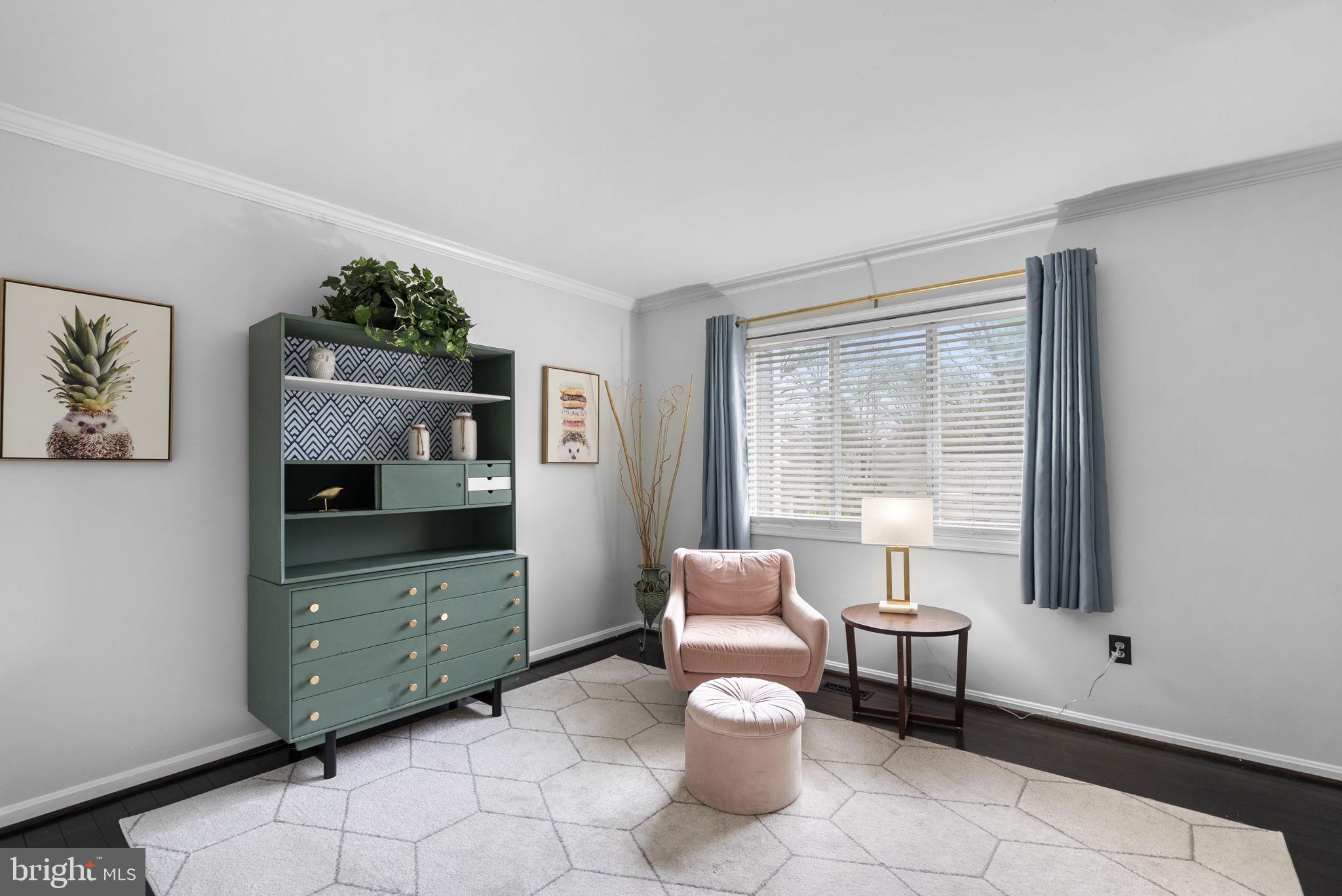 HIGHLAND HALL - Residential