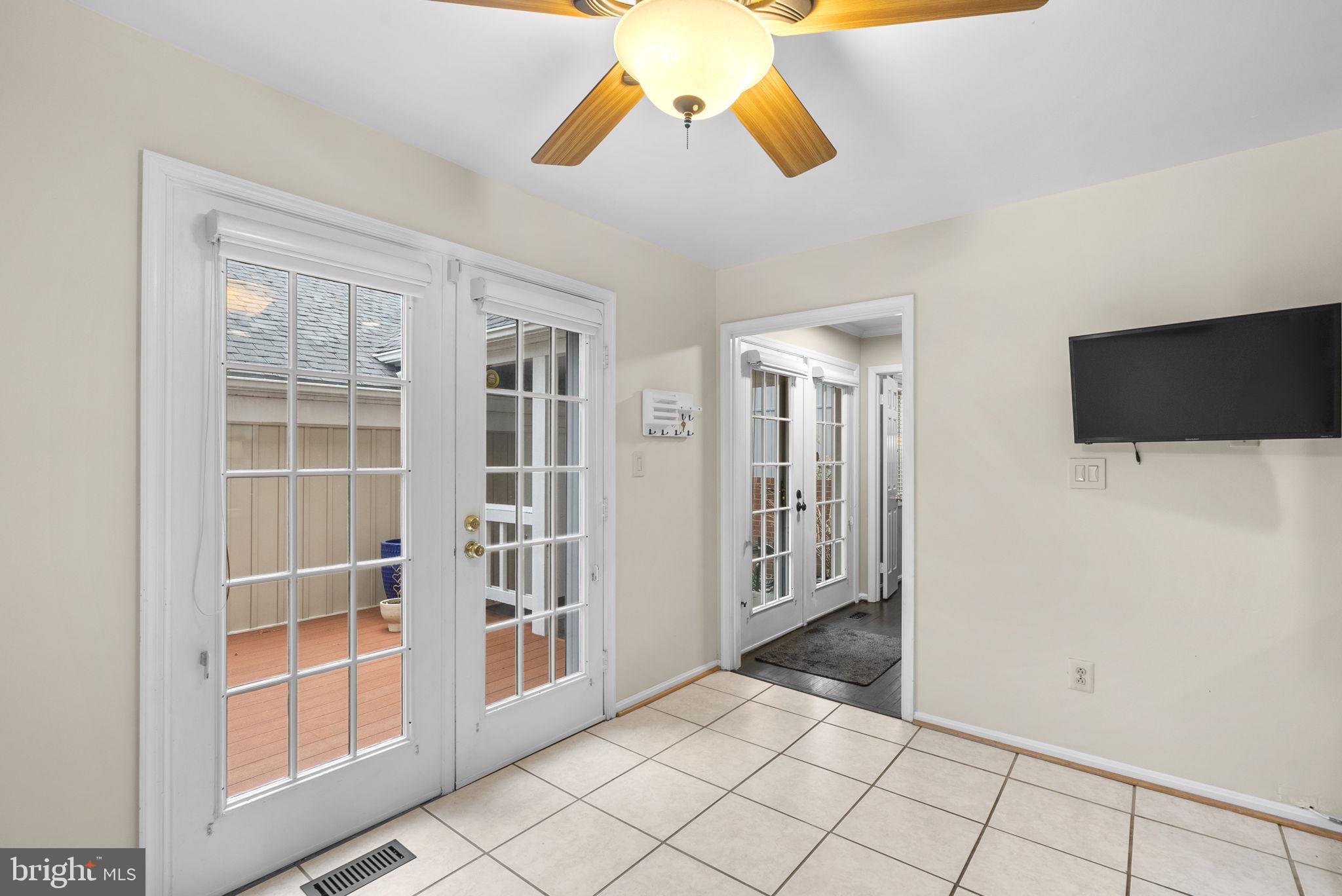 HIGHLAND HALL - Residential