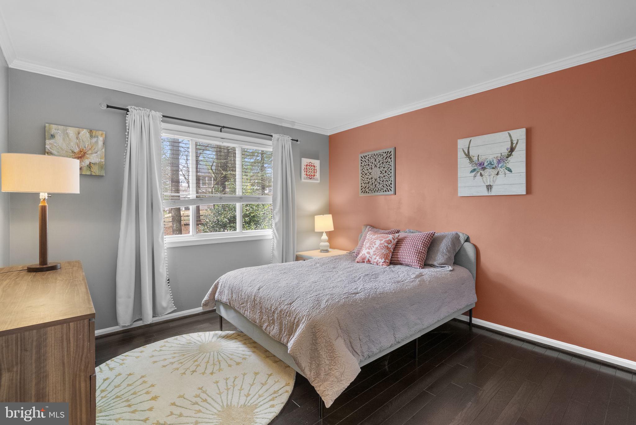 HIGHLAND HALL - Residential