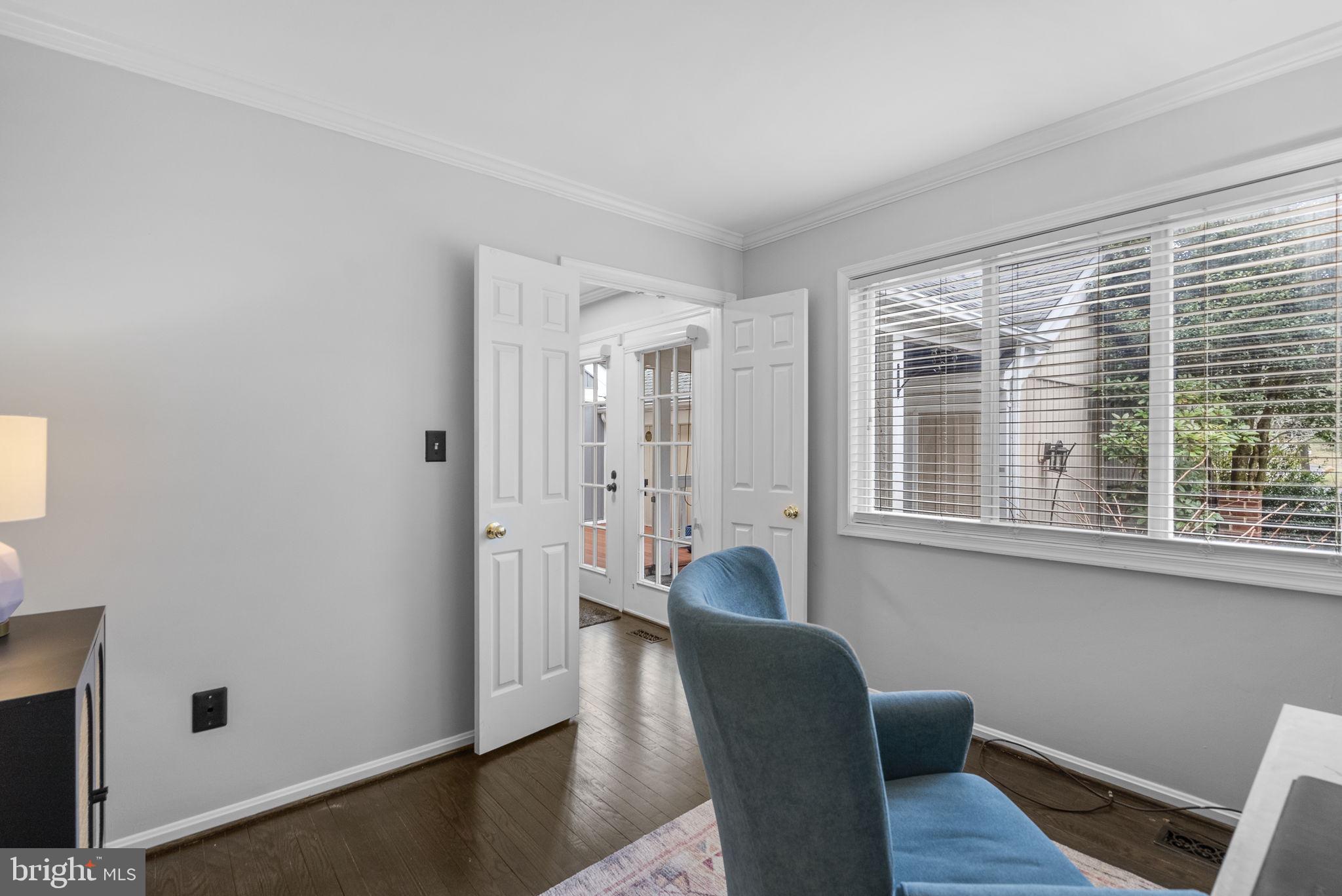 HIGHLAND HALL - Residential