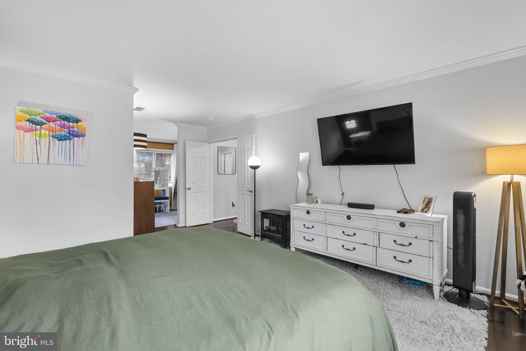 HIGHLAND HALL - Residential