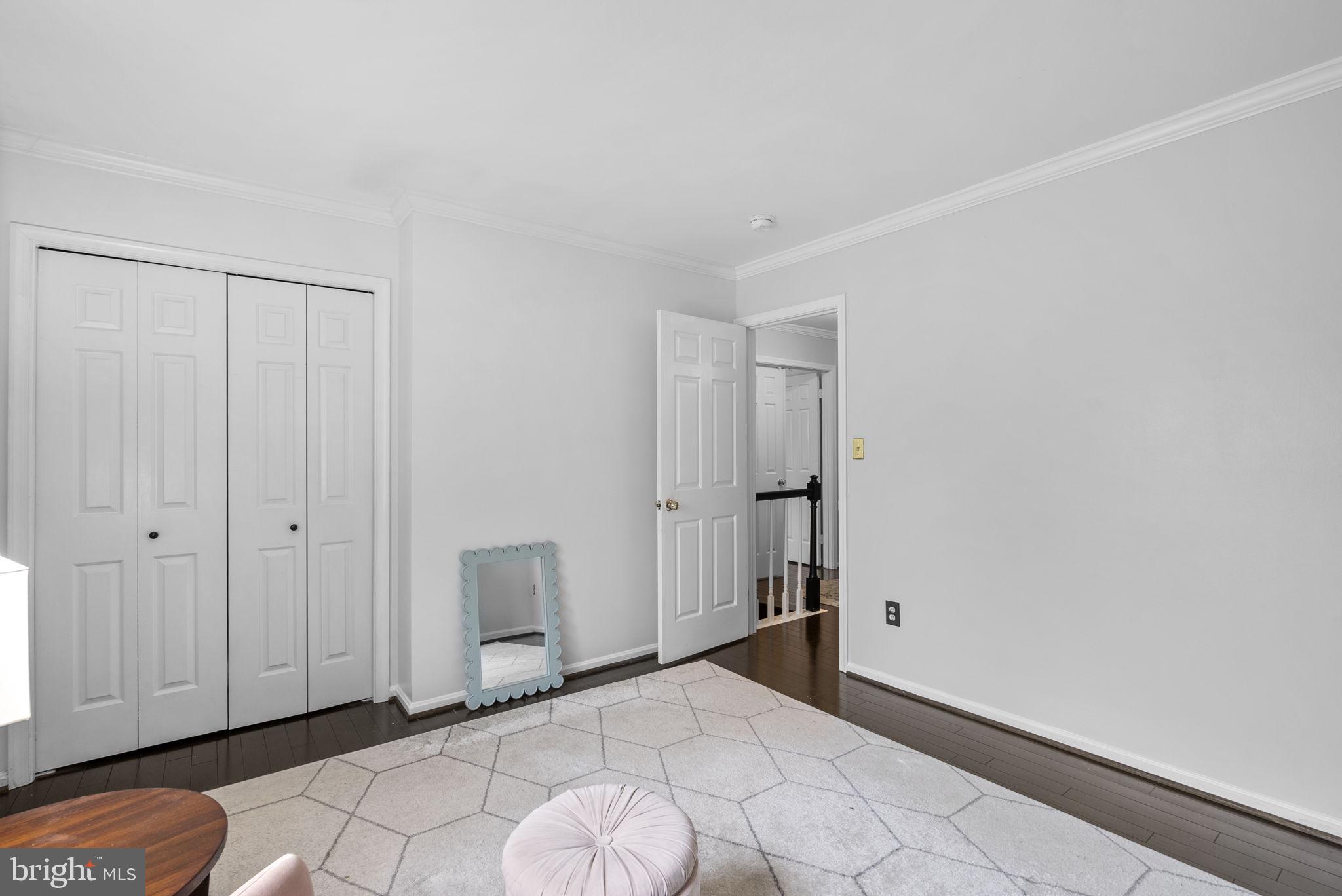 HIGHLAND HALL - Residential