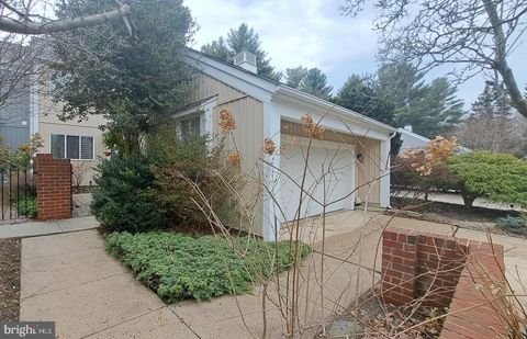 20716 HIGHLAND HALL DRIVE MONTGOMERY VILLAGE MD 20886