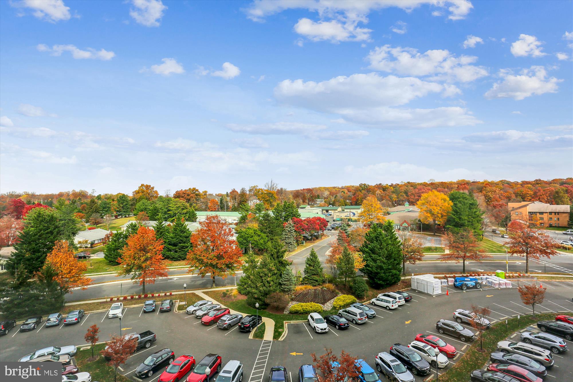 LEISURE WORLD - Residential