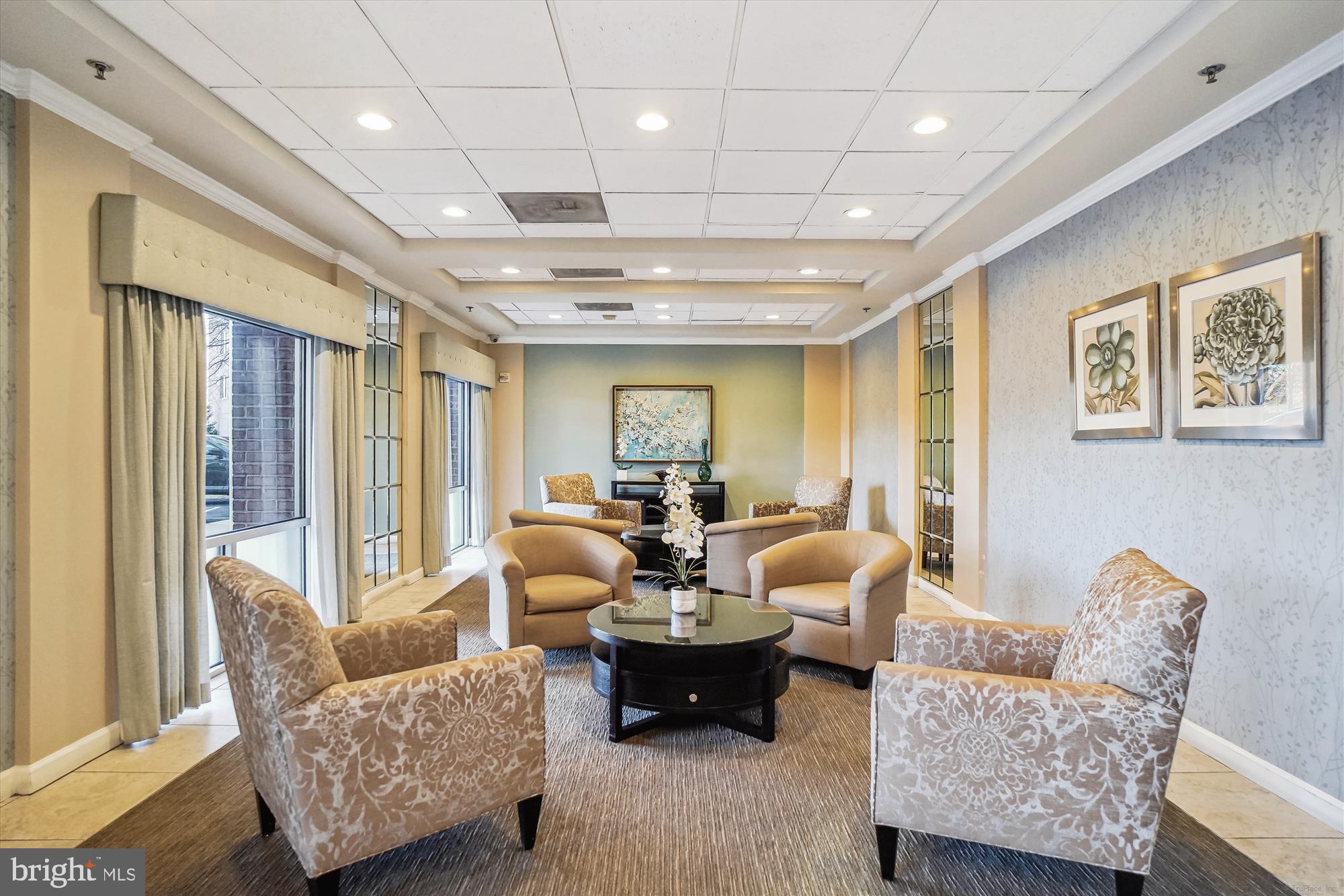 LEISURE WORLD - Residential