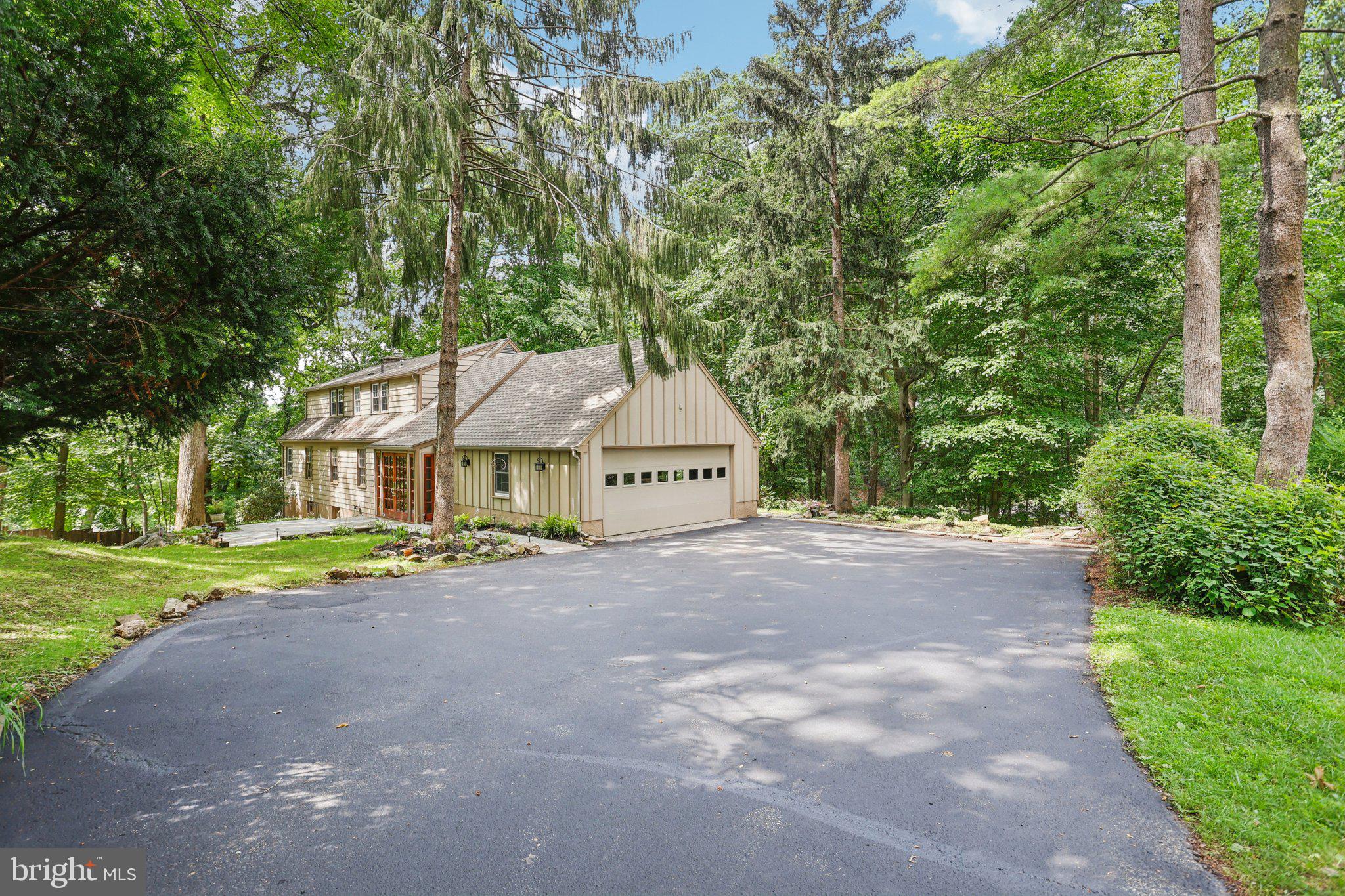 17 WEIRWOOD ROAD