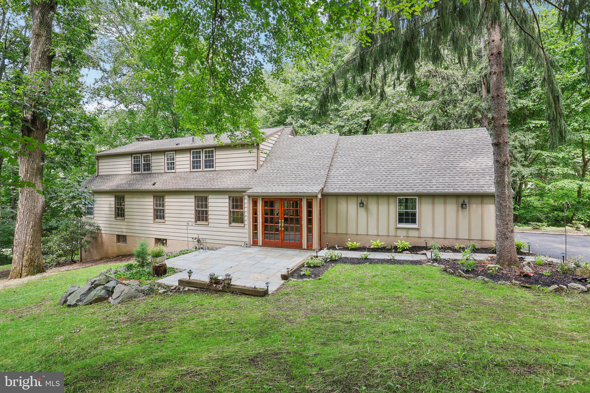 17 WEIRWOOD ROAD