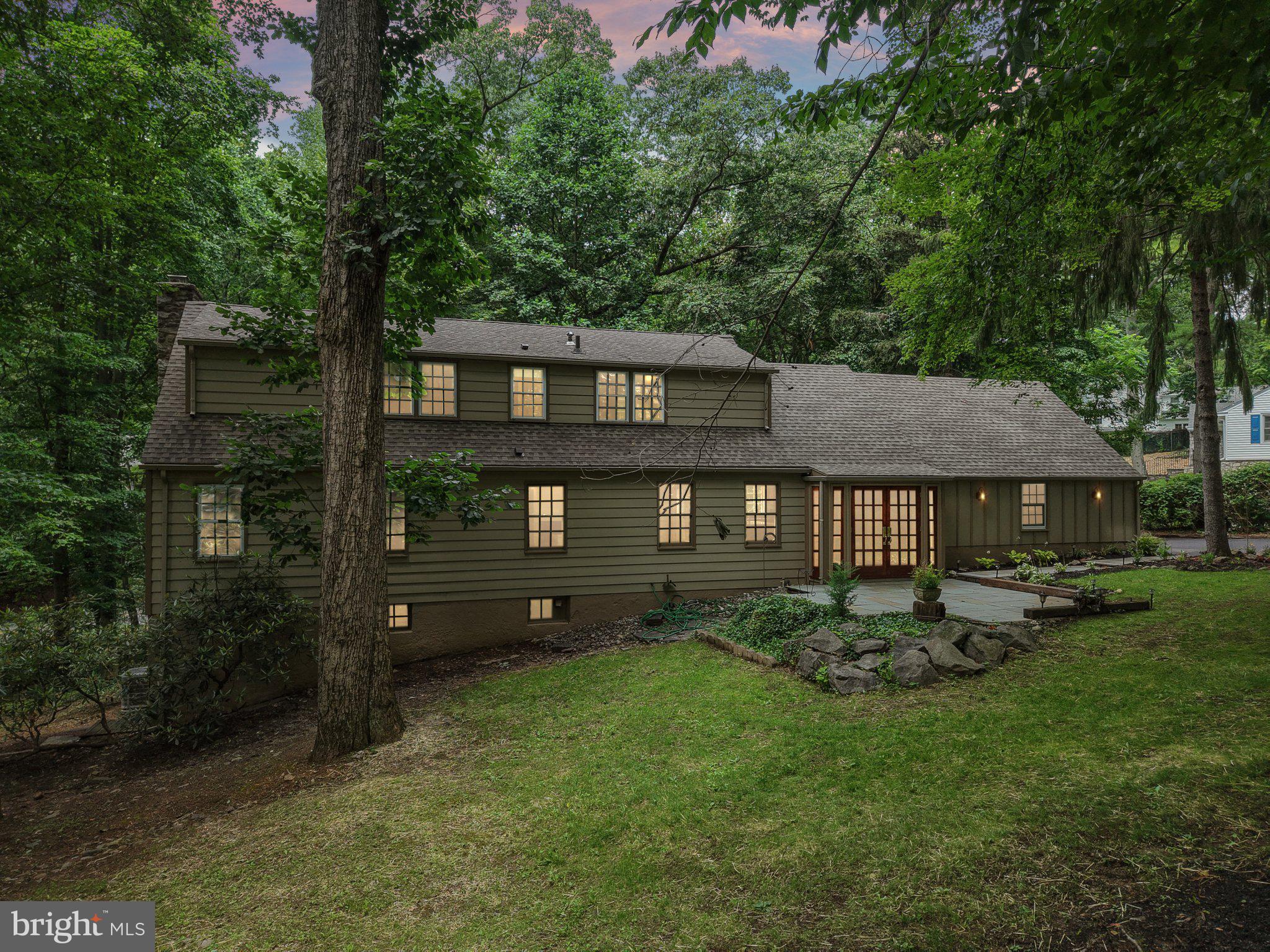 17 WEIRWOOD ROAD