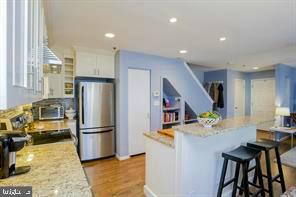 HARRIS HILL - Residential