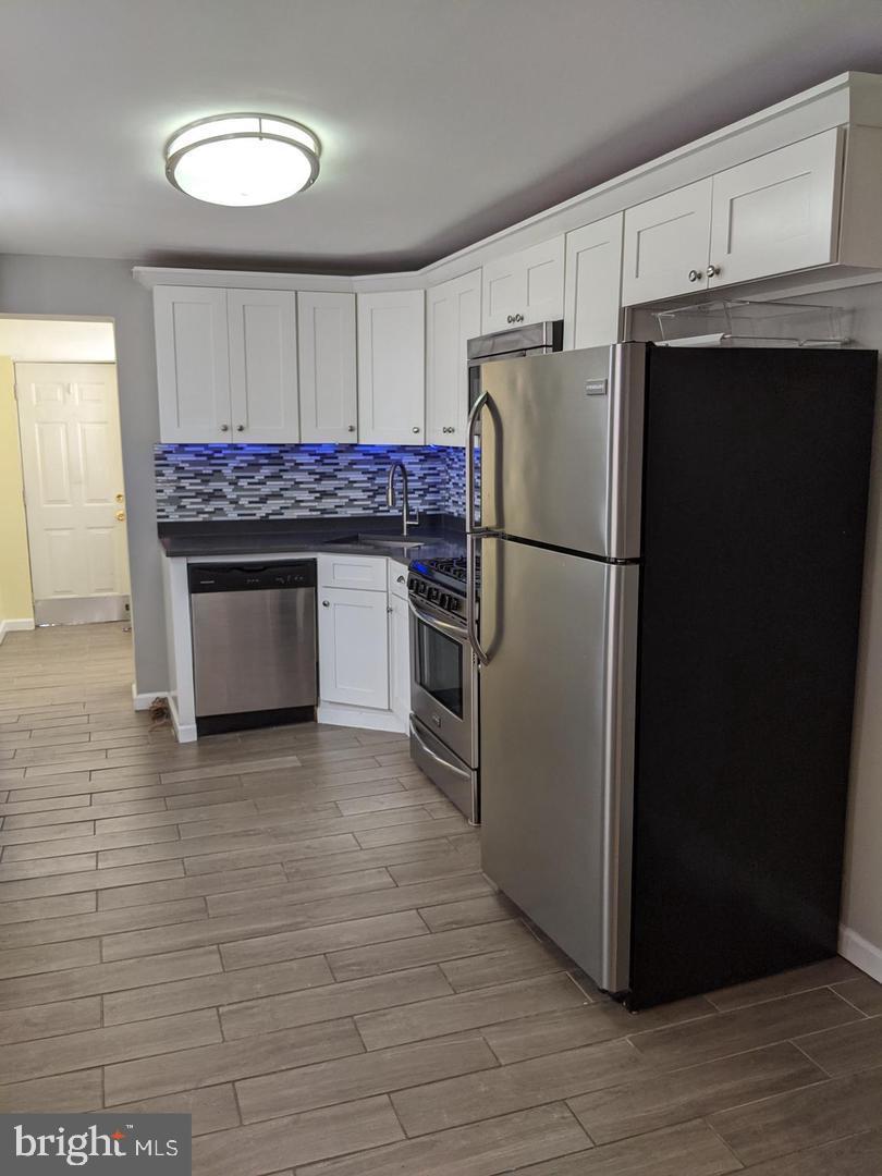 EAST KENSINGTON - Residential Lease