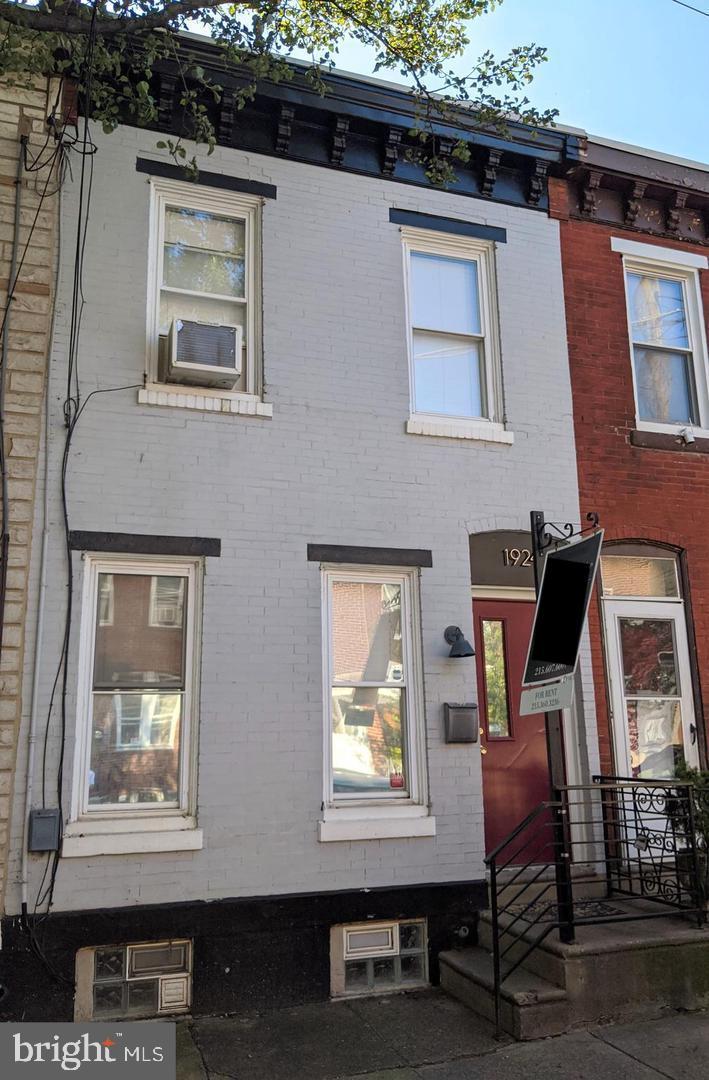 EAST KENSINGTON - Residential Lease