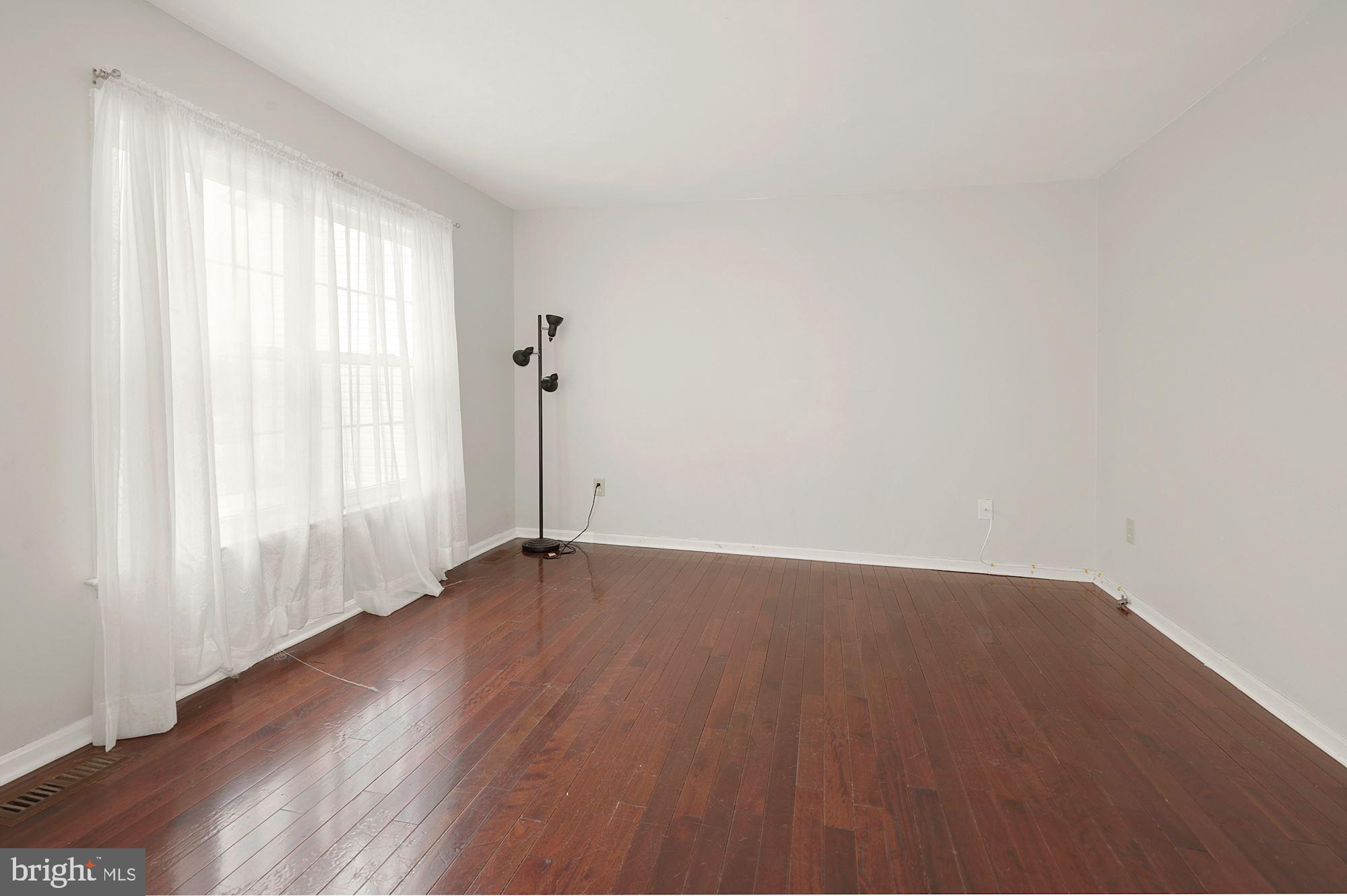 LINCOLN PARK - Residential