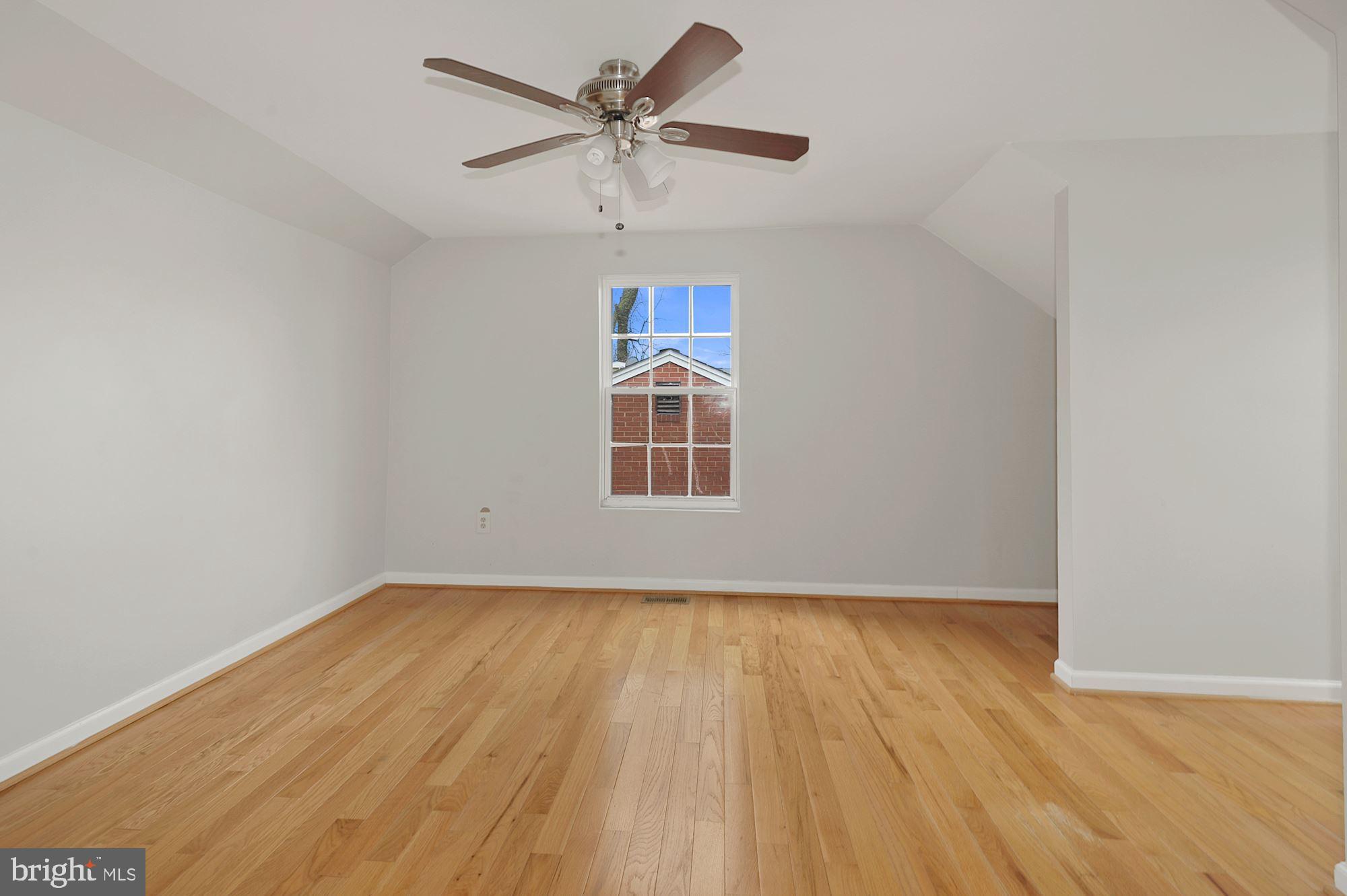 LINCOLN PARK - Residential