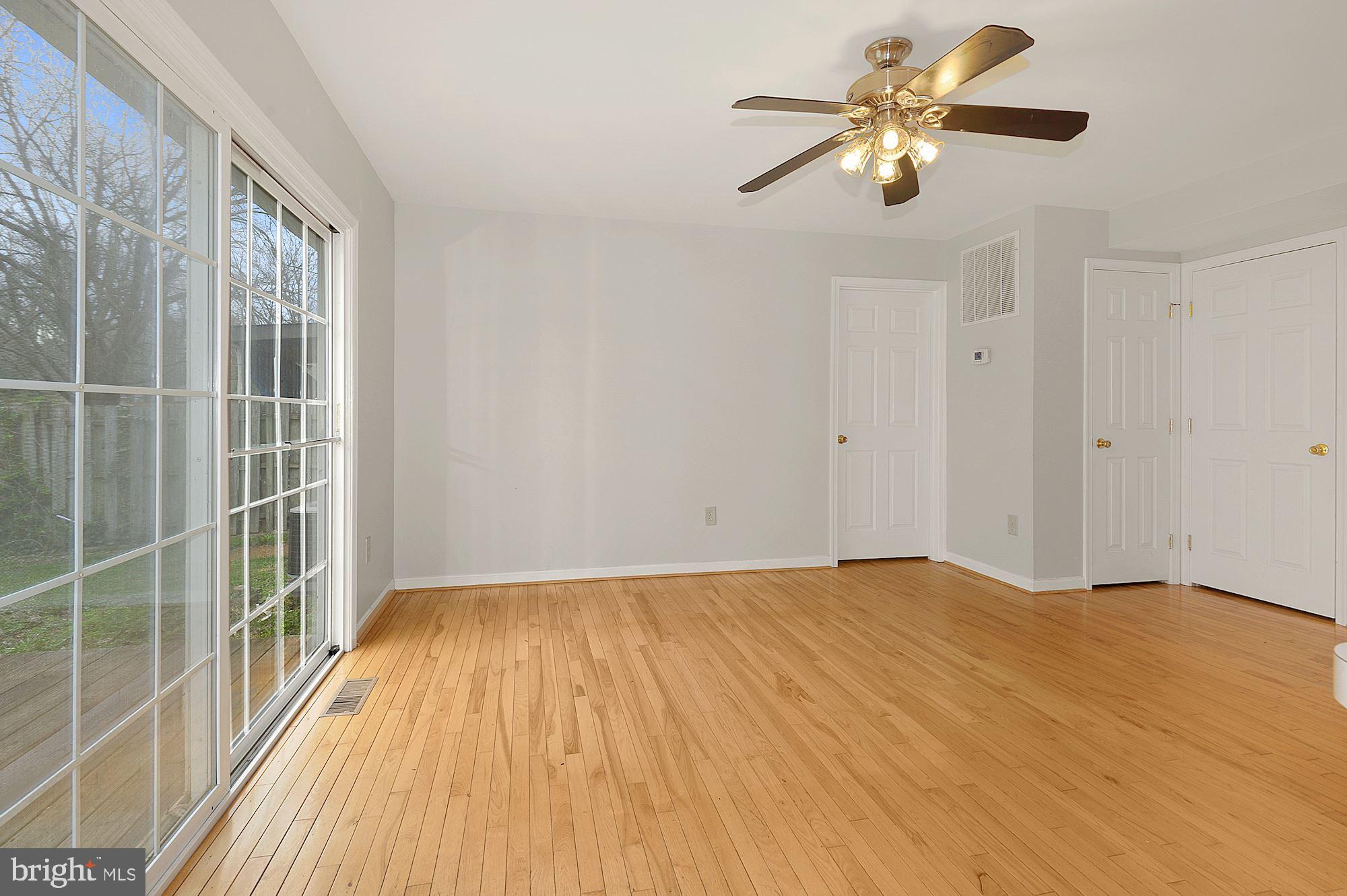 LINCOLN PARK - Residential