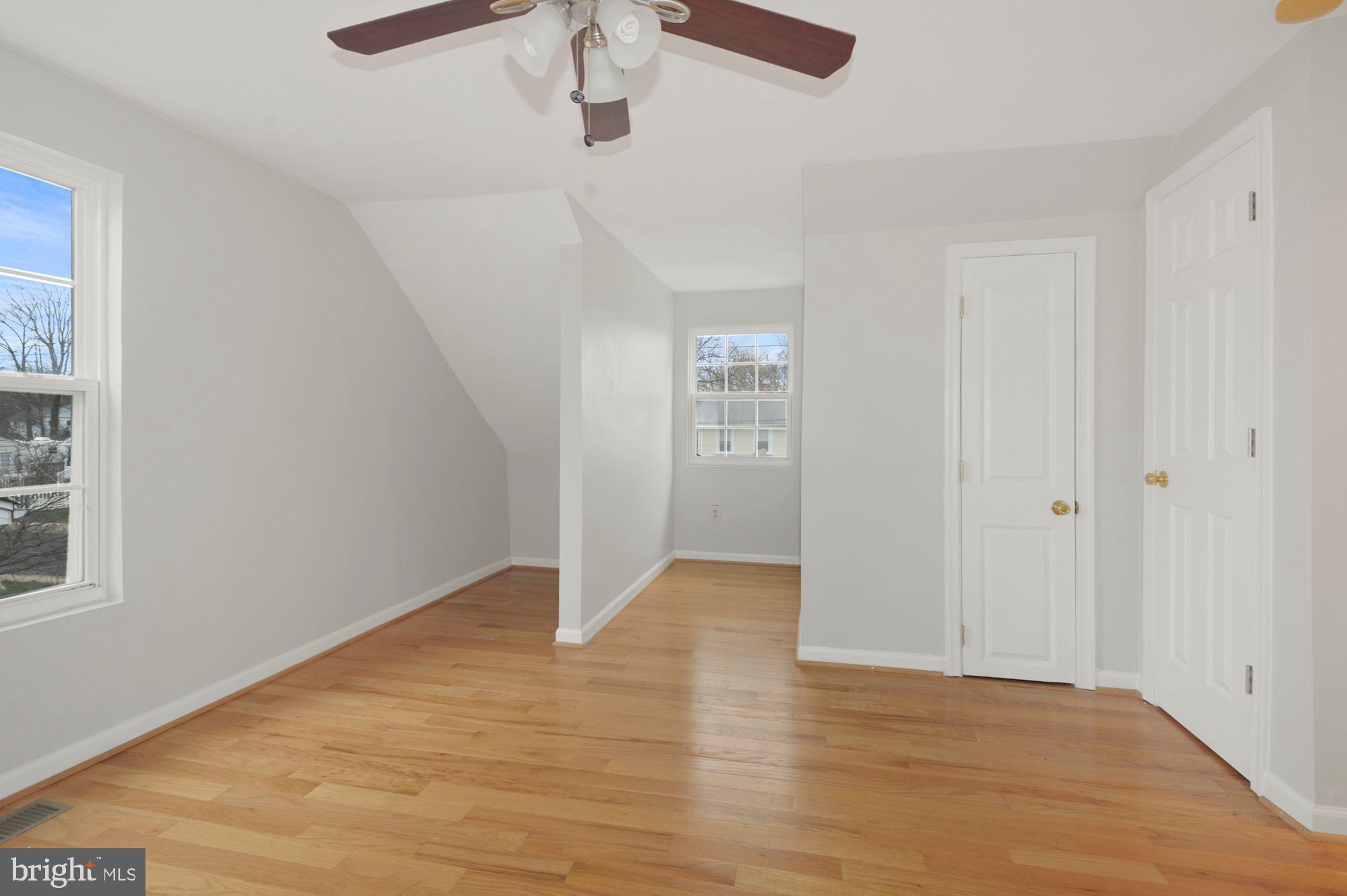 LINCOLN PARK - Residential