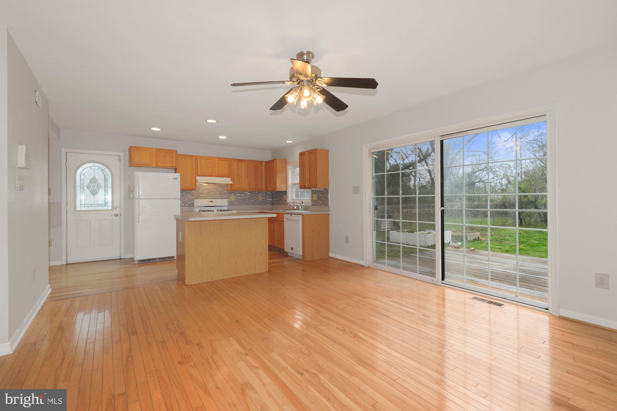 LINCOLN PARK - Residential