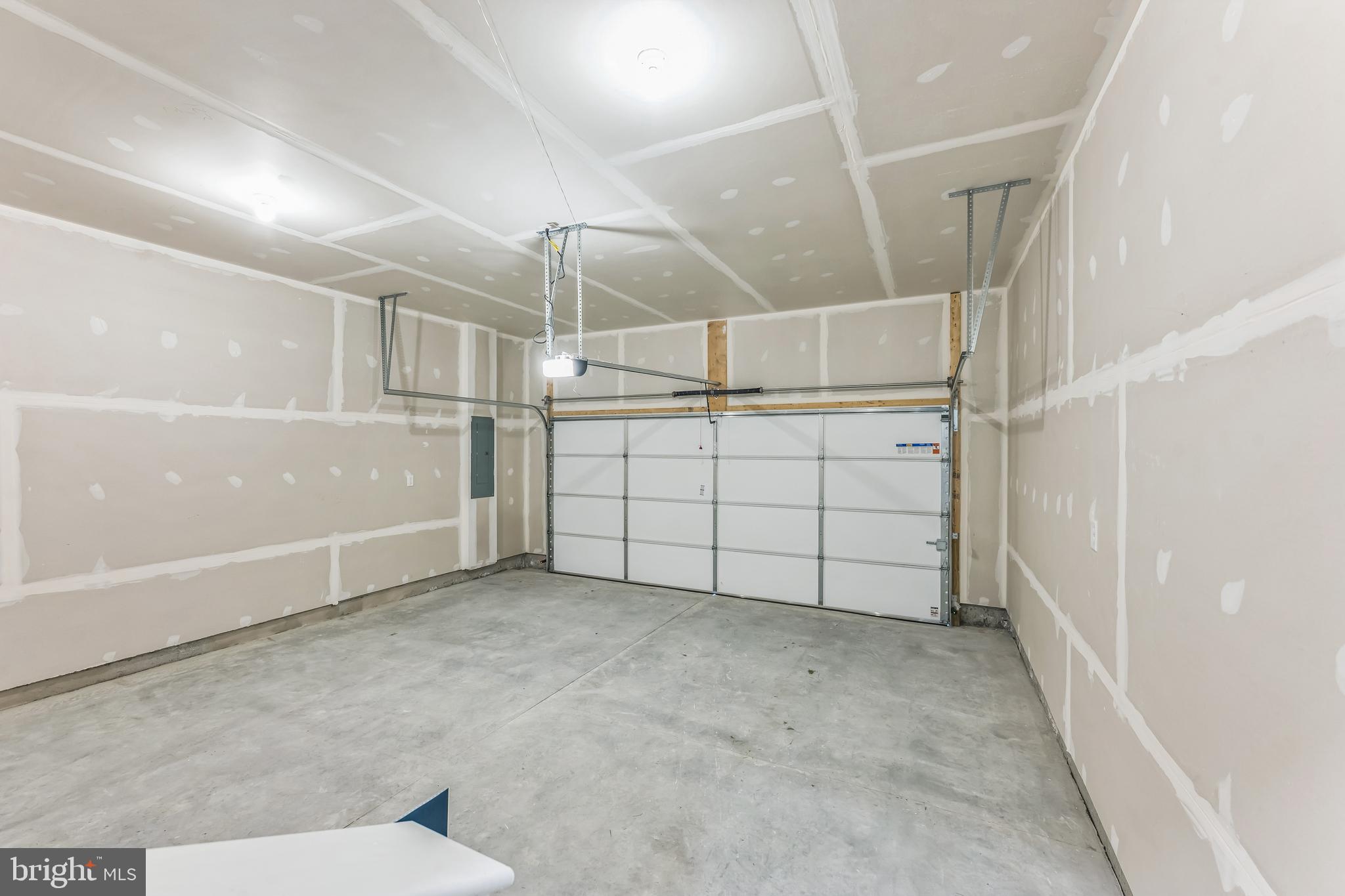 FOUR SEASONS AT SCENIC HARBOR - Residential