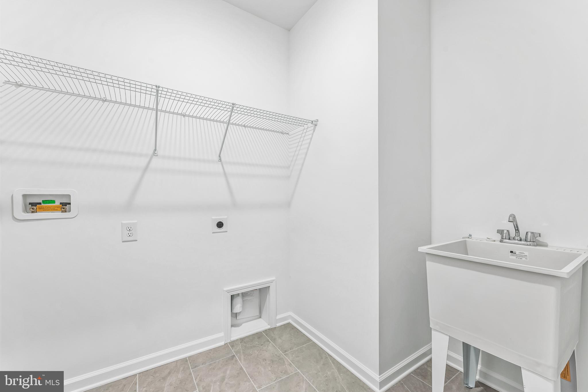 FOUR SEASONS AT SCENIC HARBOR - Residential