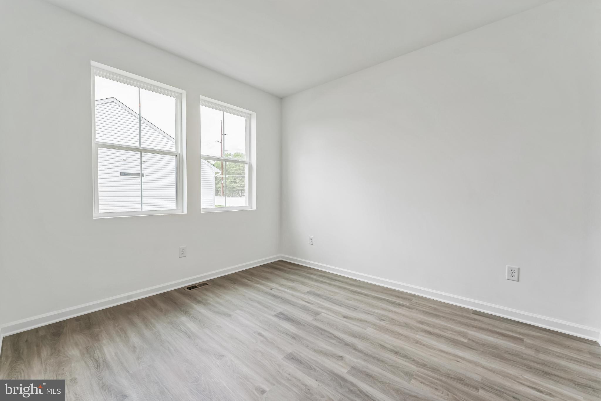 FOUR SEASONS AT SCENIC HARBOR - Residential