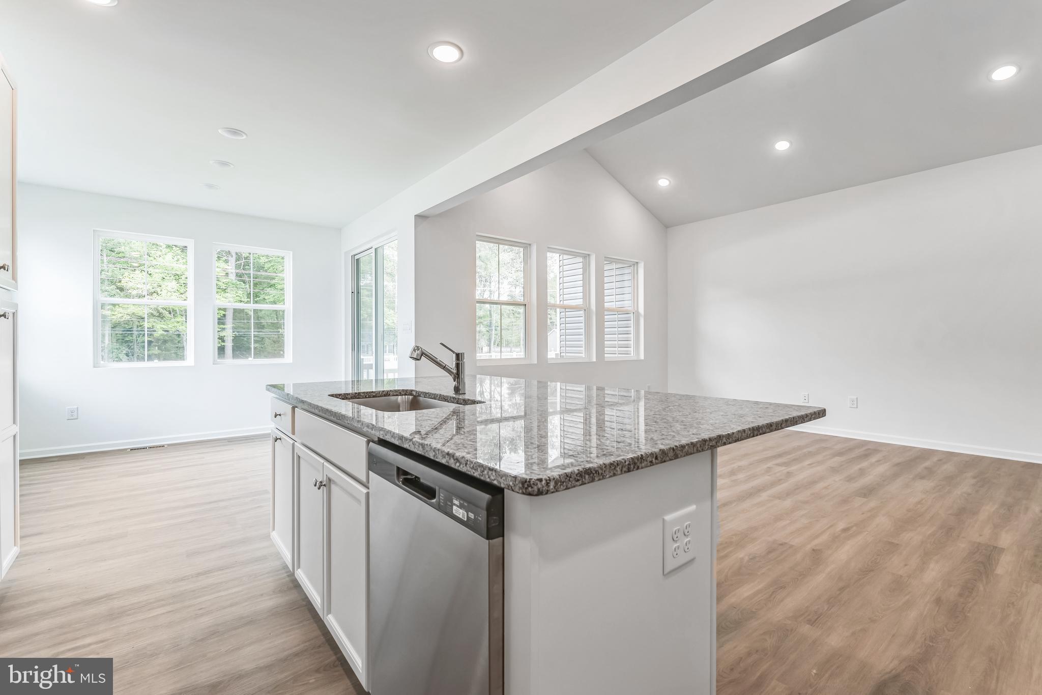 FOUR SEASONS AT SCENIC HARBOR - Residential