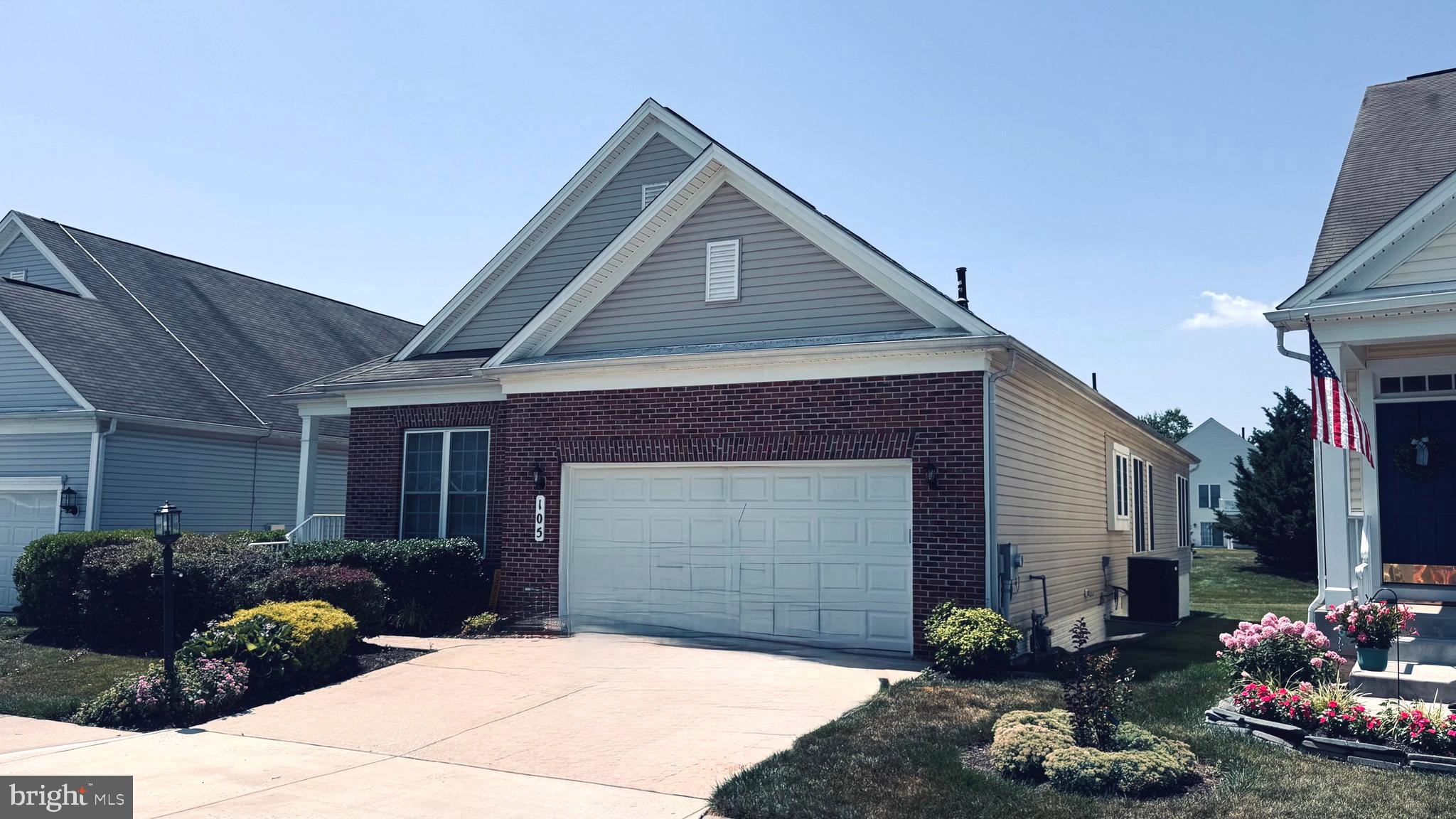 105 BUTTERFLY DRIVE 104