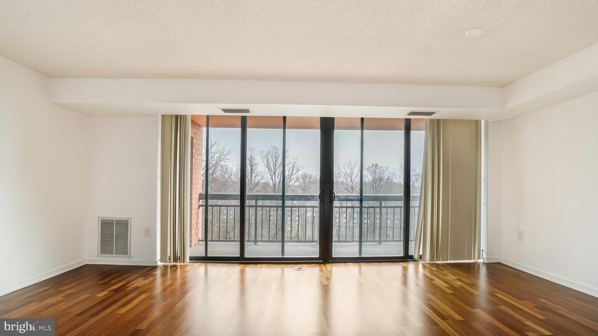 RENAISSANCE - Residential