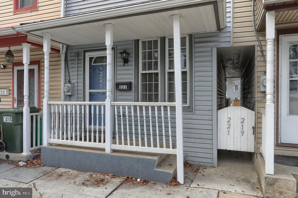 Photo of 221 Walnut Street, LEBANON, PA 17042 (MLS # PALN2024882)