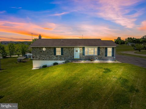 117 CARVERS WAY FALLING WATERS WV 25419