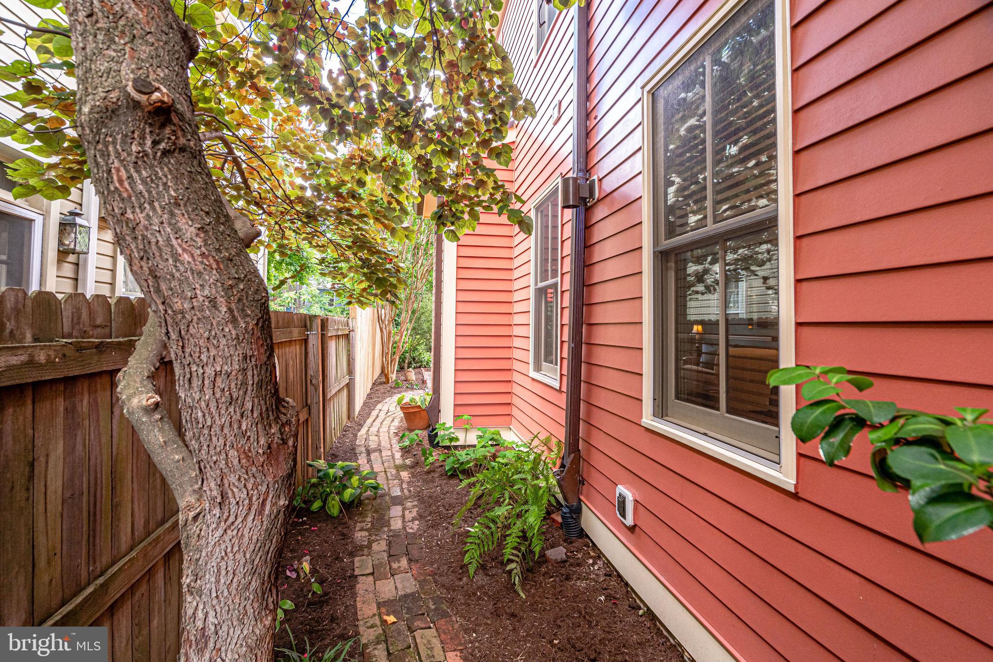 OLD TOWN - Residential