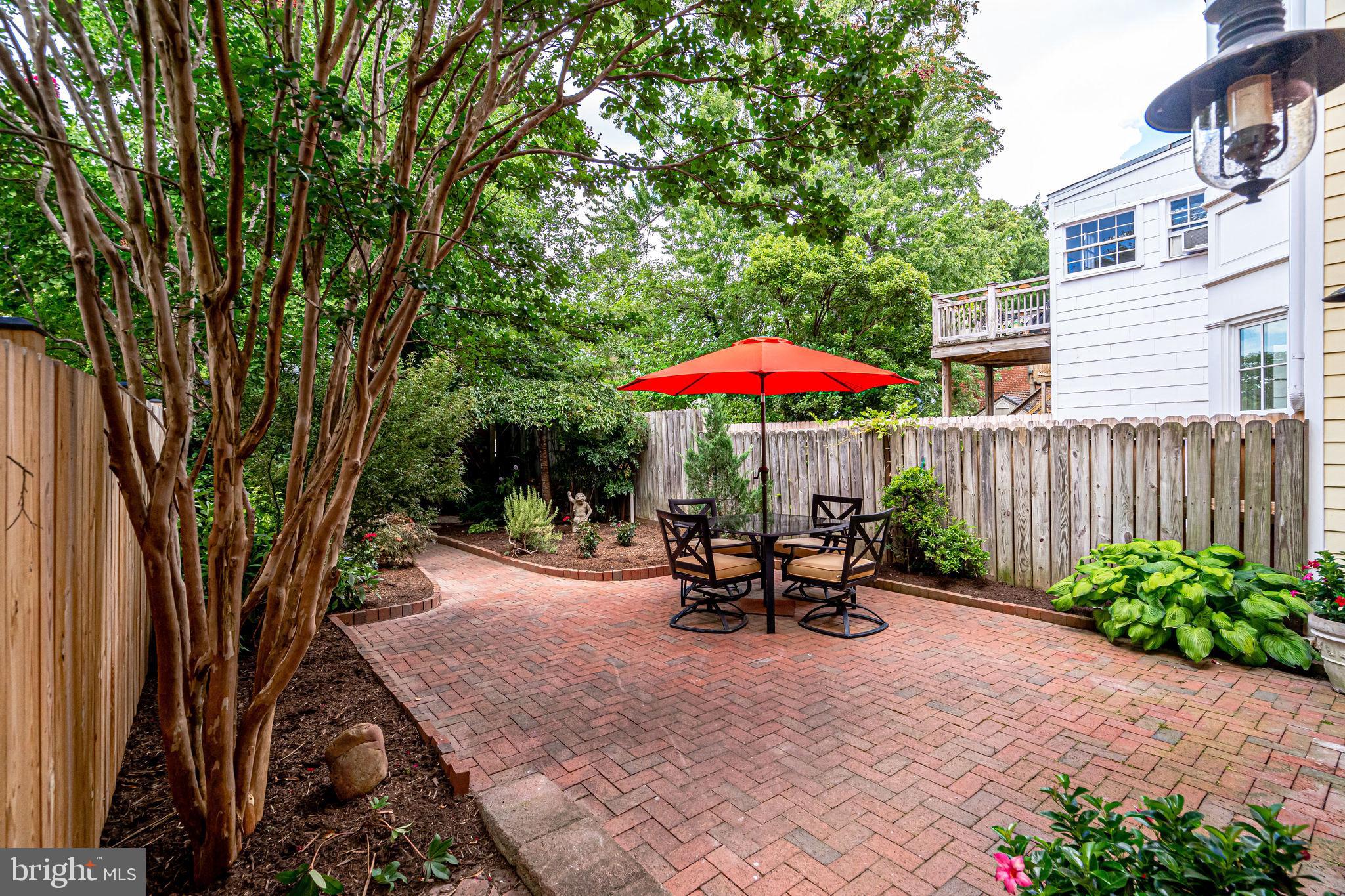 OLD TOWN - Residential