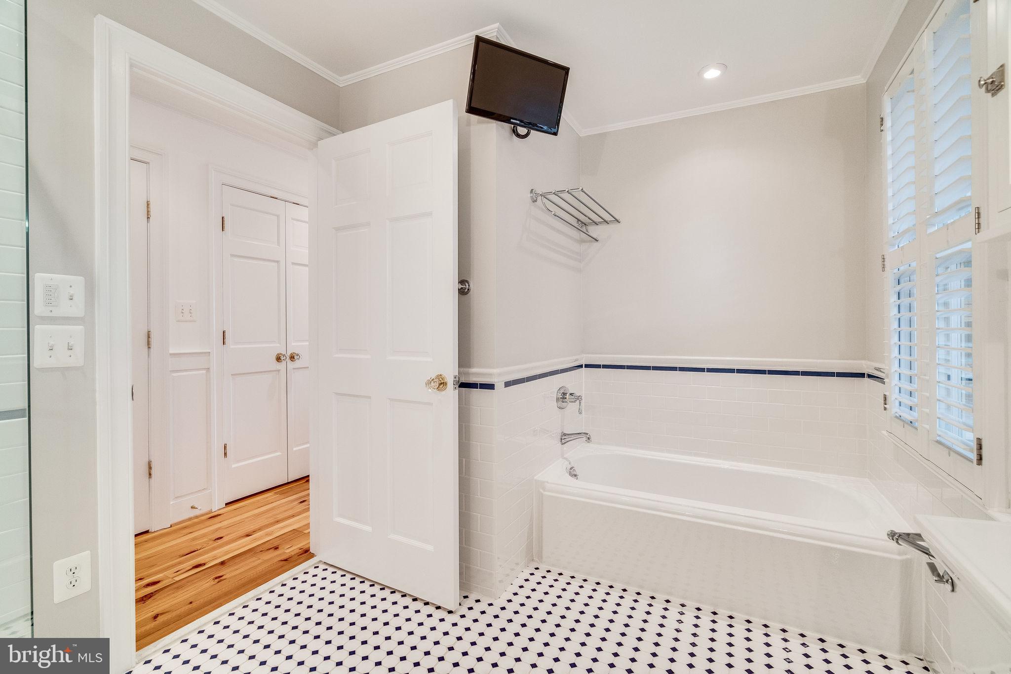 OLD TOWN - Residential